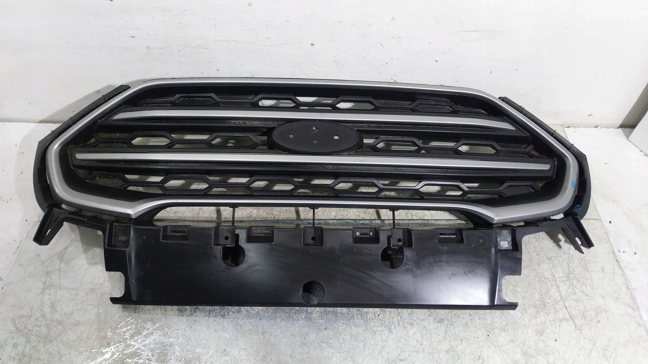 Kühlergrill Ford I 1 ECOSPORT FRONTGRILL GN1517B968 Kühlergitter