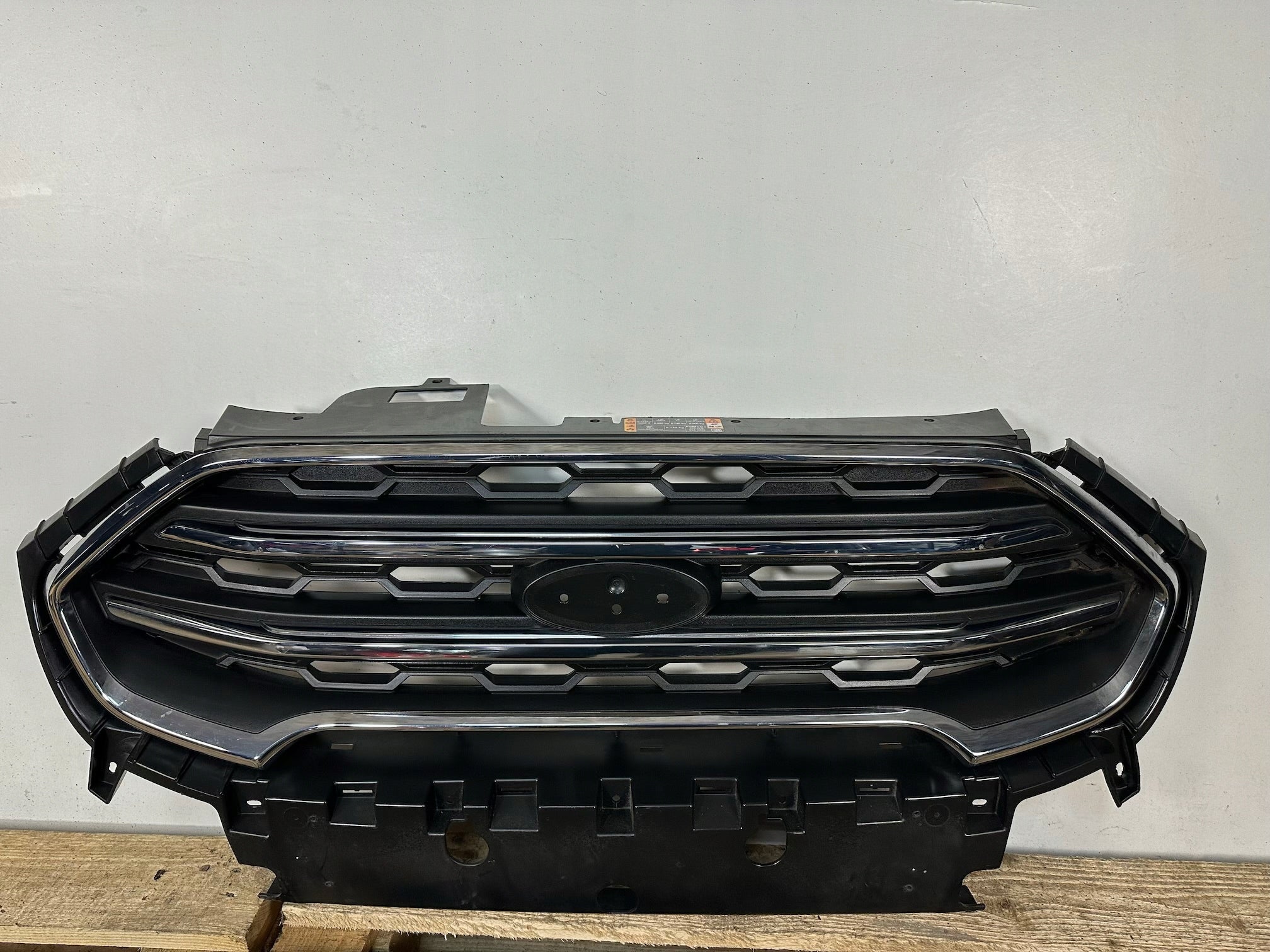 Kühlergrill Ford 2 II 1 ECOSPORT FRONTGRILL GN1517B968E Kühlergitter