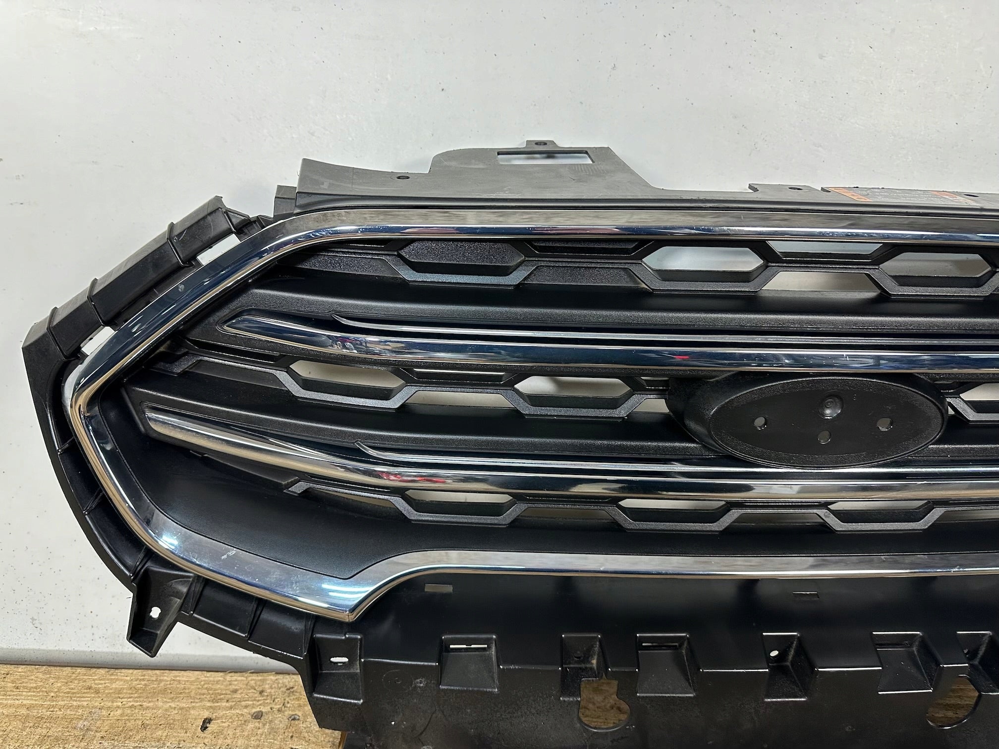 Kühlergrill Ford 2 II 1 ECOSPORT FRONTGRILL GN1517B968E Kühlergitter