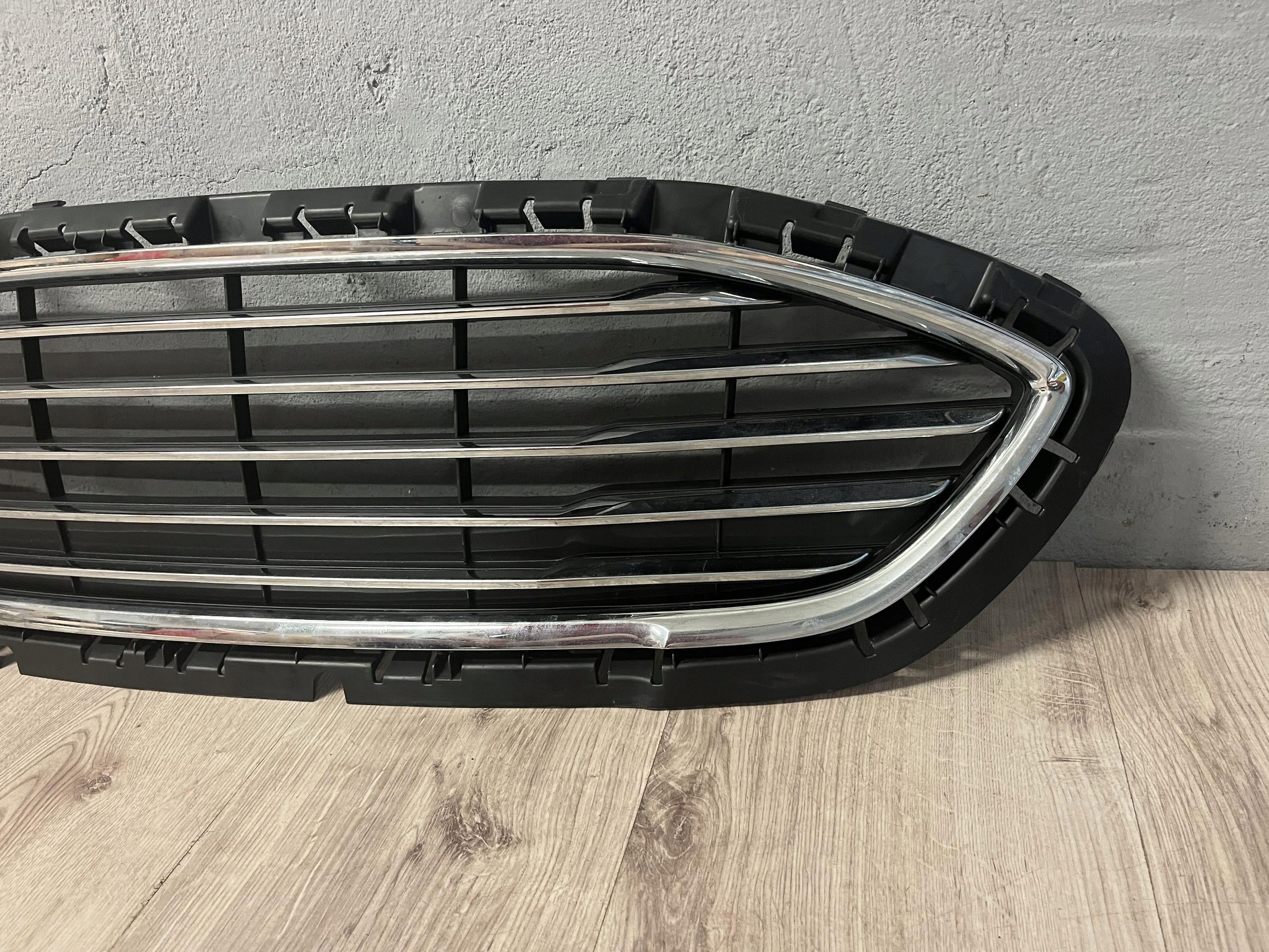 Kühlergrill Ford FIESTA 1 2 FRONTGRILL H1BB8200BFOR Kühlergitter