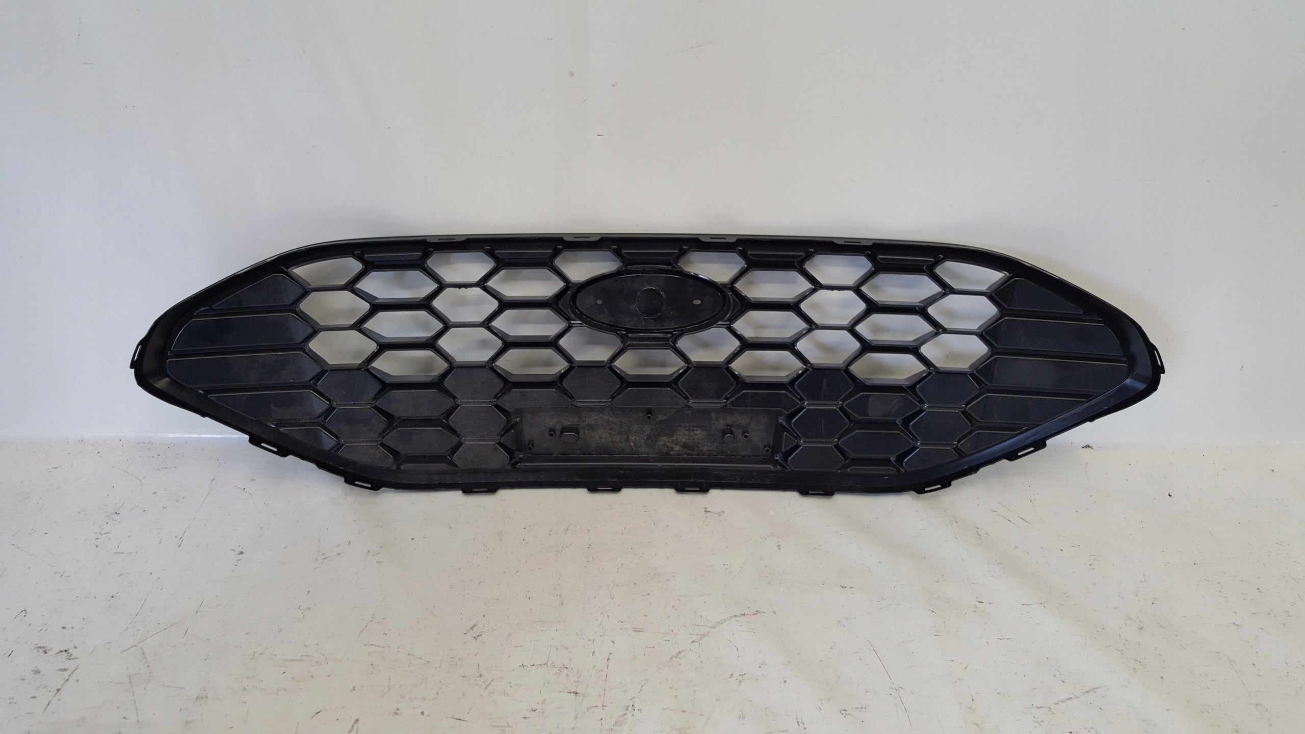 Kühlergrill Ford FIESTA 1 2 FRONTGRILL NX7B8200TNX7 Kühlergitter