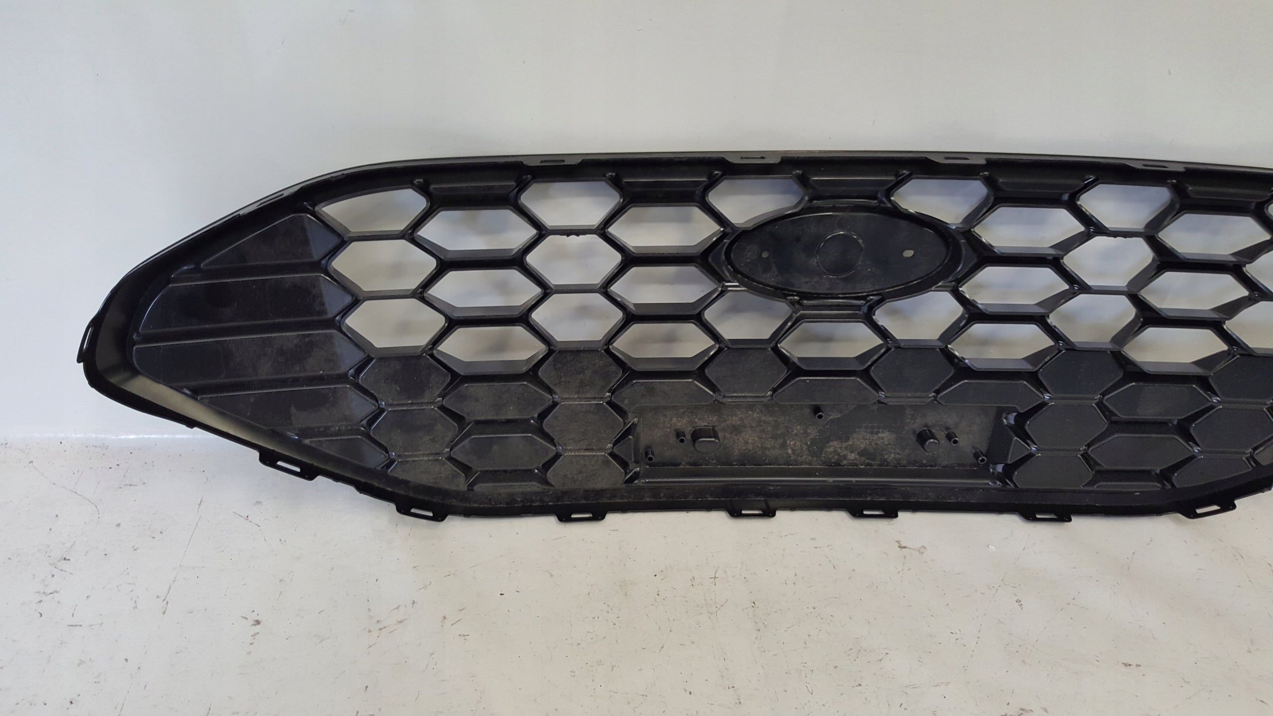 Kühlergrill Ford FIESTA 1 2 FRONTGRILL NX7B8200TNX7 Kühlergitter