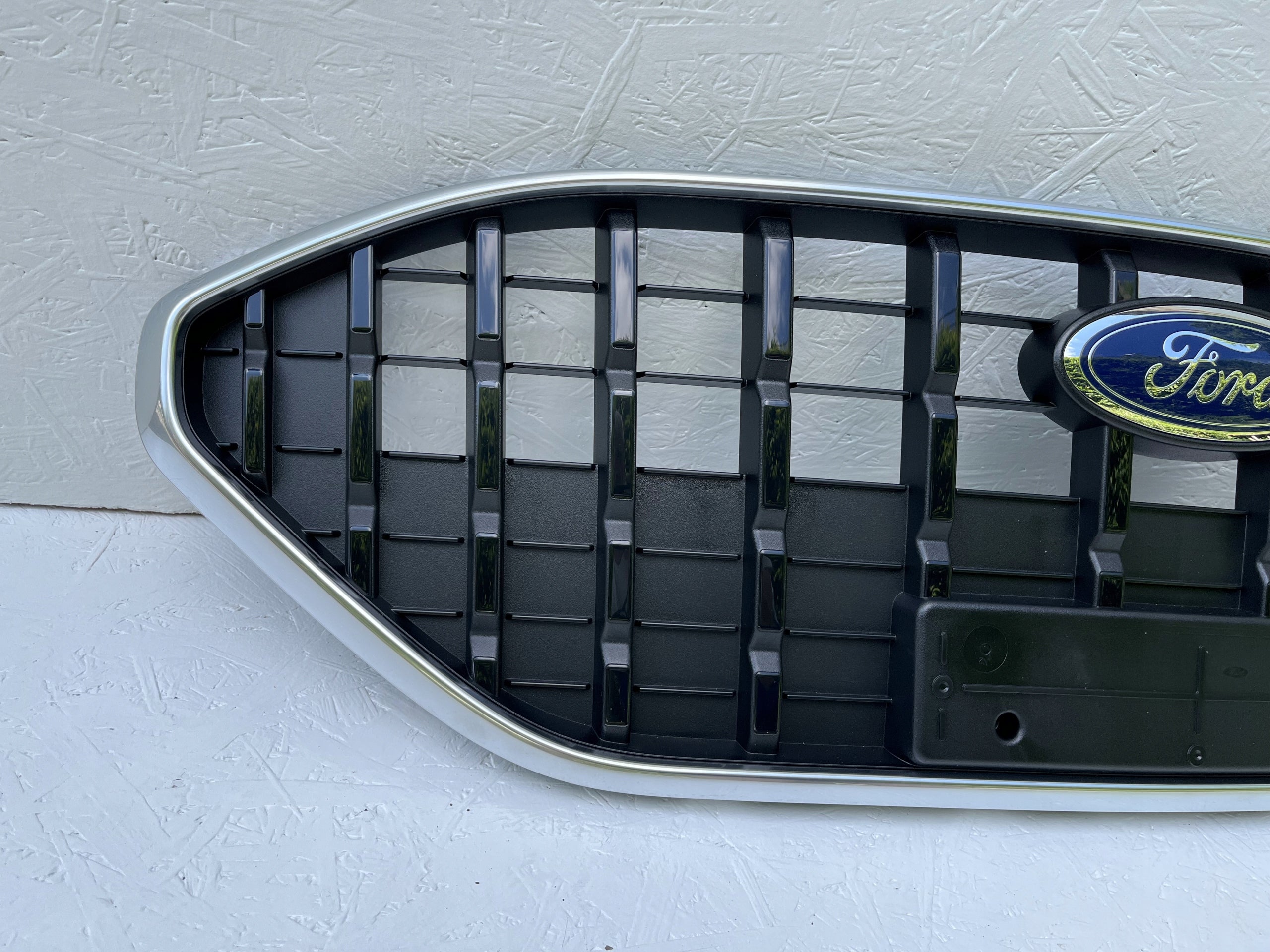 Kühlergrill Ford FIESTA 1 2 FRONTGRILL NX7B8200JNX7 Kühlergitter