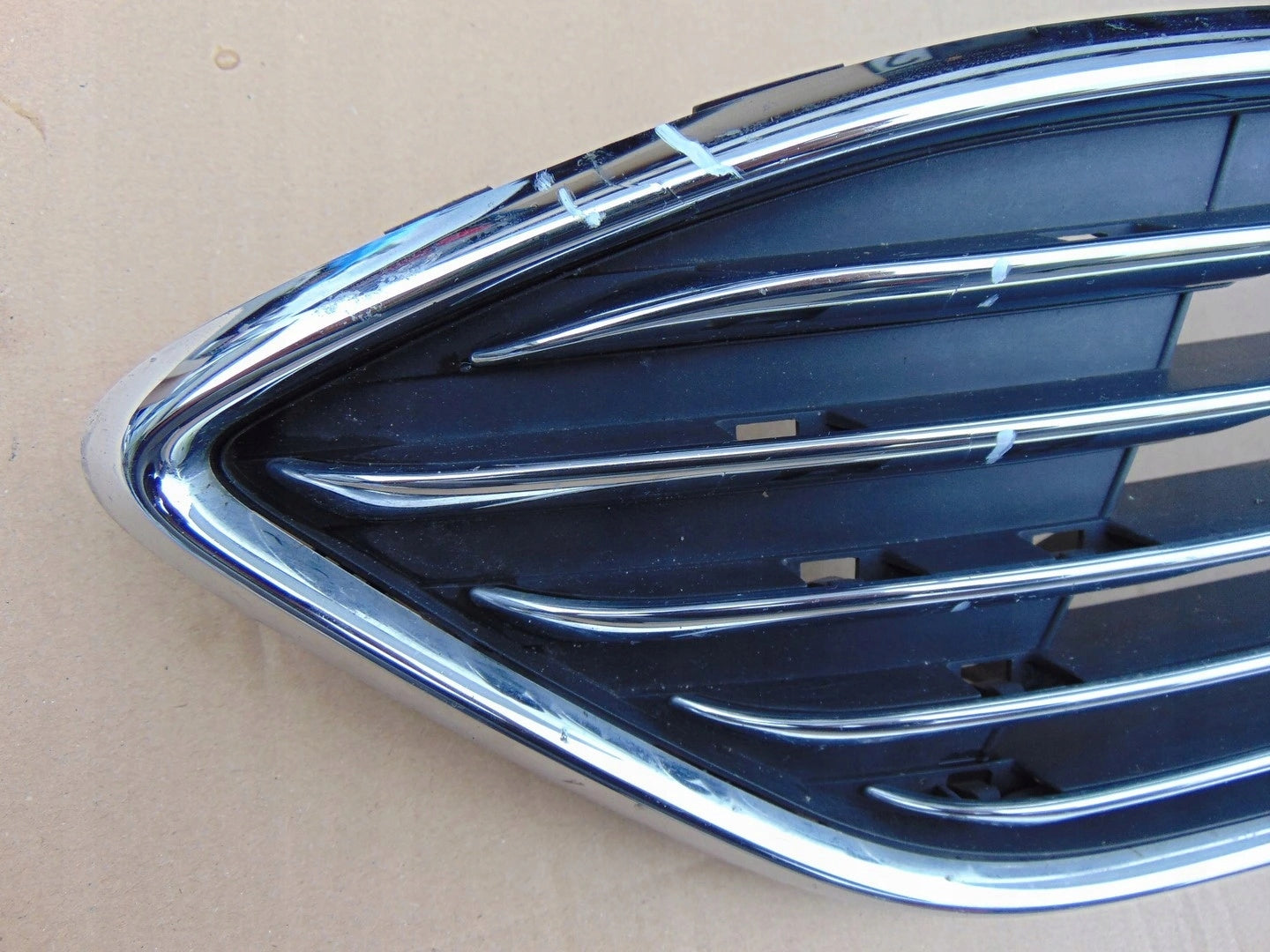 Kühlergrill Ford 3 I 1 4 FOCUS FRONTGRILL Kühlergitter