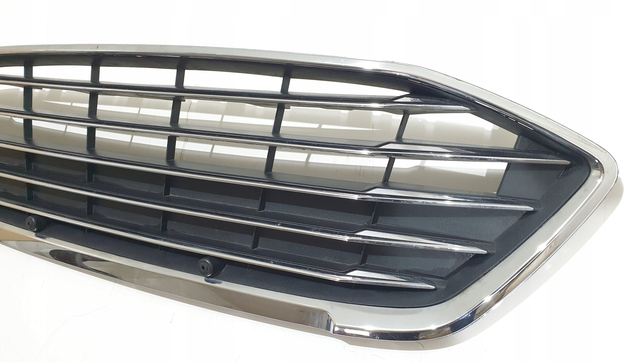 Kühlergrill Ford 3 I 1 4 FOCUS FRONTGRILL Kühlergitter