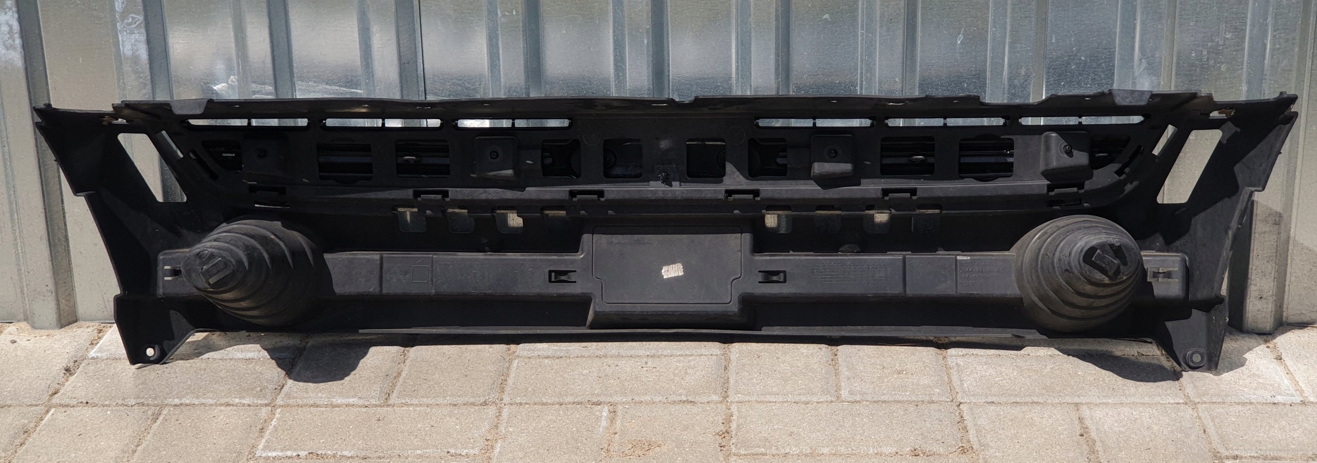 Kühlergrill Ford 2 KUGA I 1 4 FRONTGRILL CV448150AC Kühlergitter