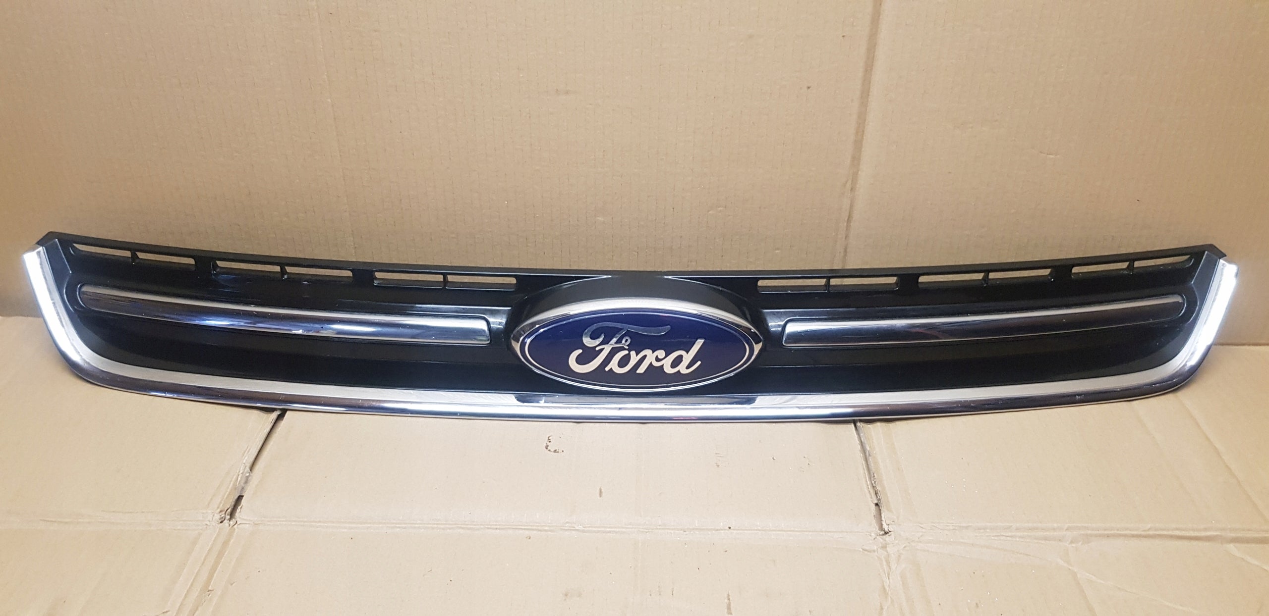  Radiator grille Ford 2 KUGA I 1 4 FRONT GRILL CV448150AD Radiator grille  product image