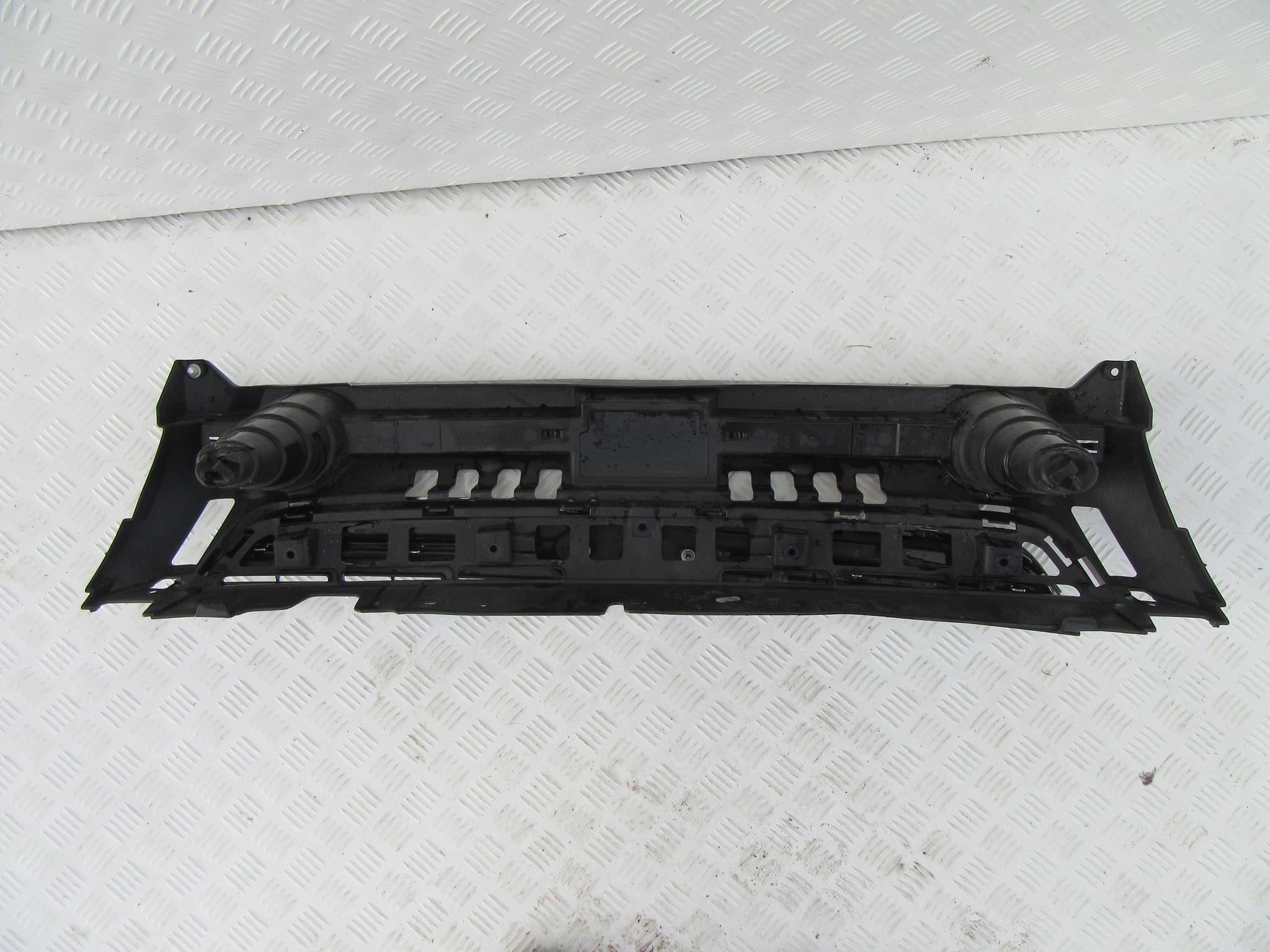 Kühlergrill Ford 3 2 KUGA I 1 4 FRONTGRILL Kühlergitter