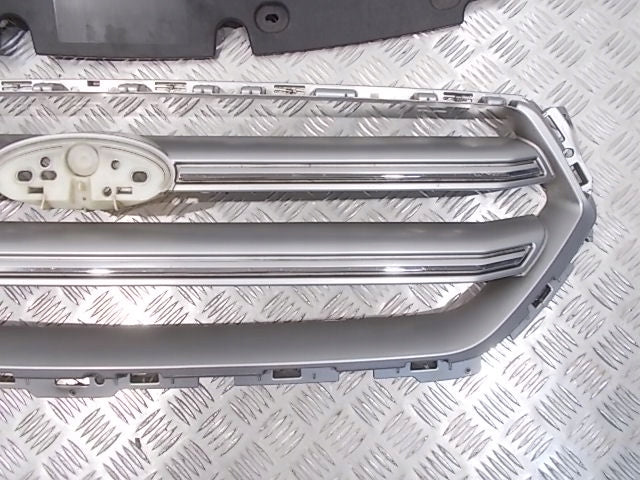 Kühlergrill Ford 2 II 1 KUGA FRONTGRILL GV448200BGJ5 Kühlergitter