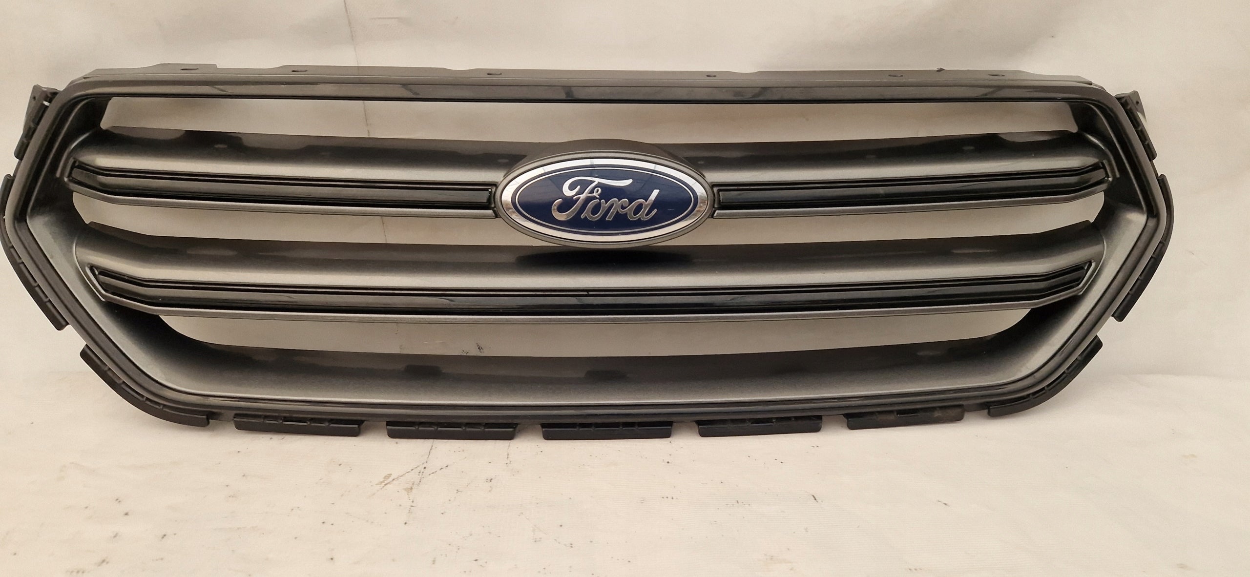  Radiator grille Ford 2 II II 2 KUGA 4 FRONT GRILL GV448200BGV4 Radiator grille  product image