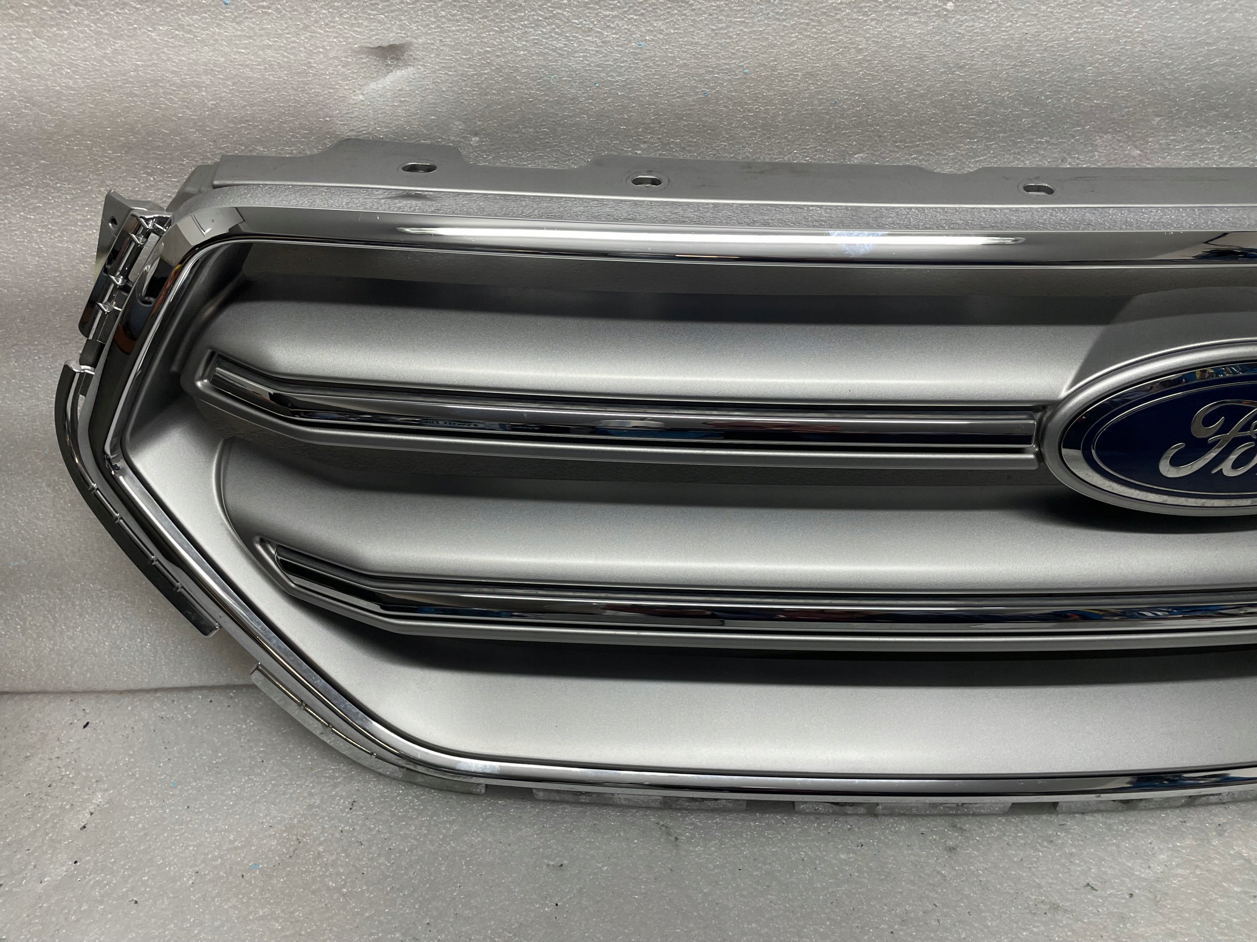 Kühlergrill Ford I 2 KUGA 4 FRONTGRILL GV448200BCVG Kühlergitter