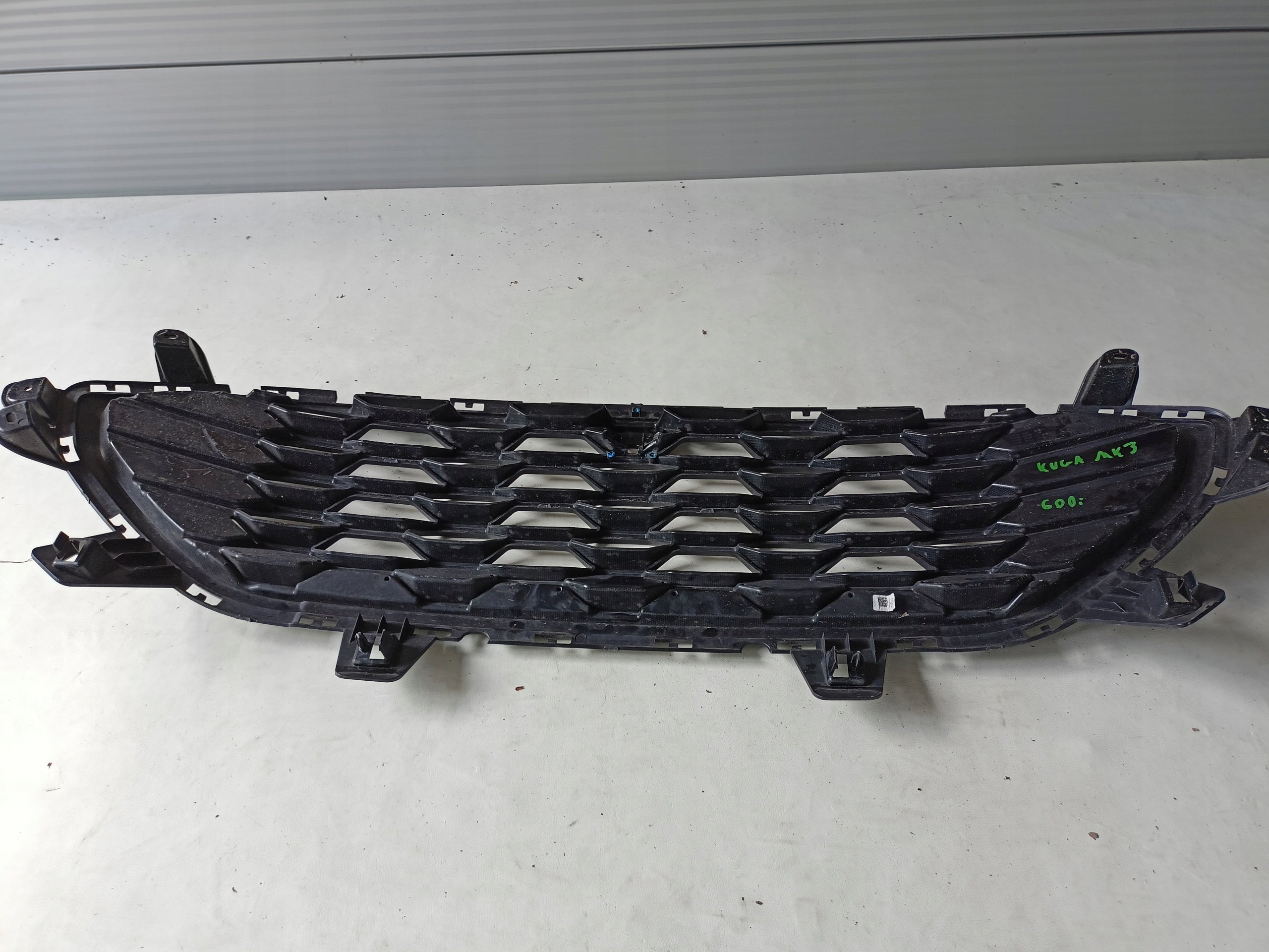 Kühlergrill Ford I 3 KUGA FRONTGRILL LV4B8150YD Kühlergitter