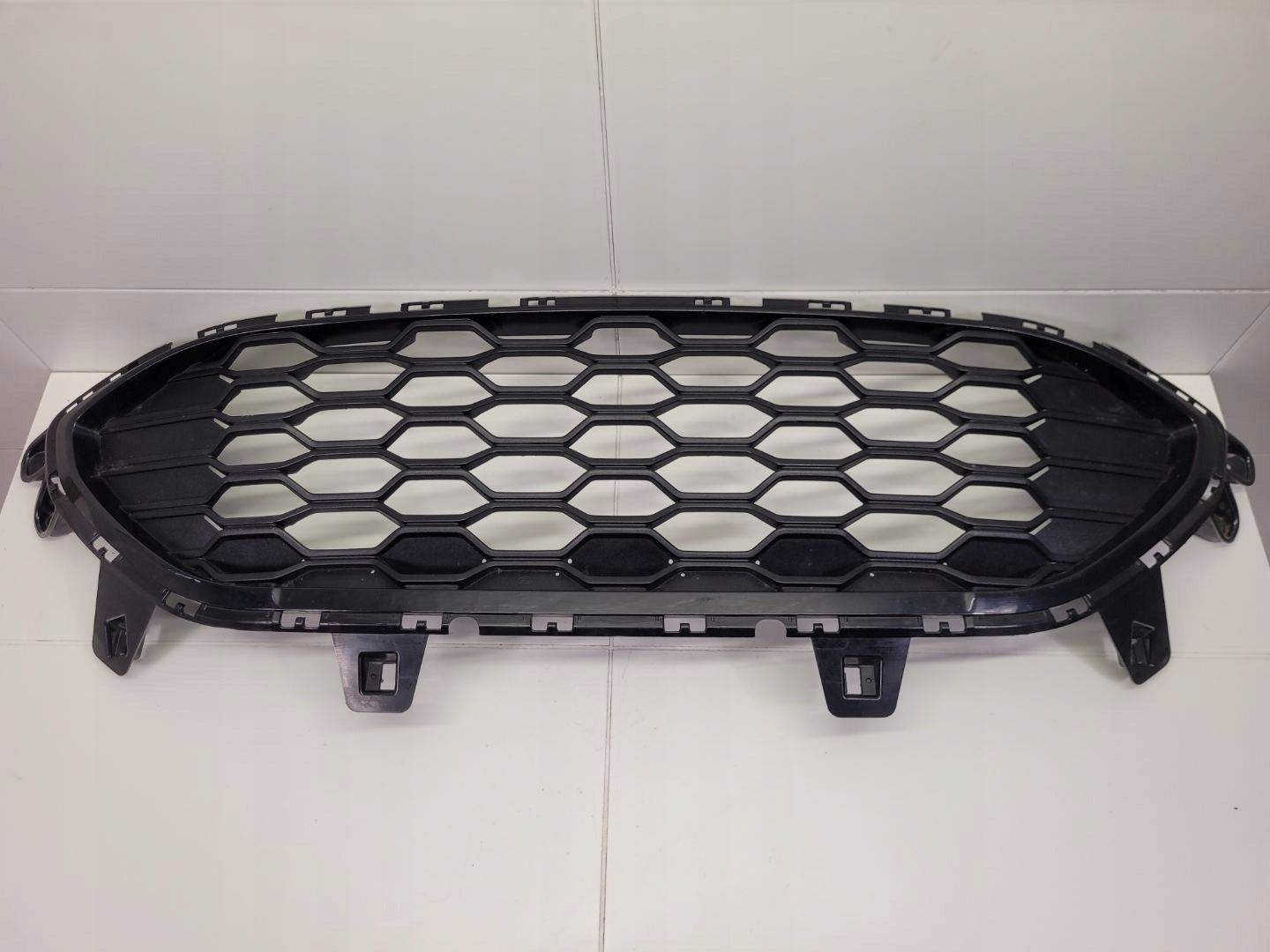 Kühlergrill Ford 3 2 KUGA I 4 FRONTGRILL LV4B8200YFor Kühlergitter