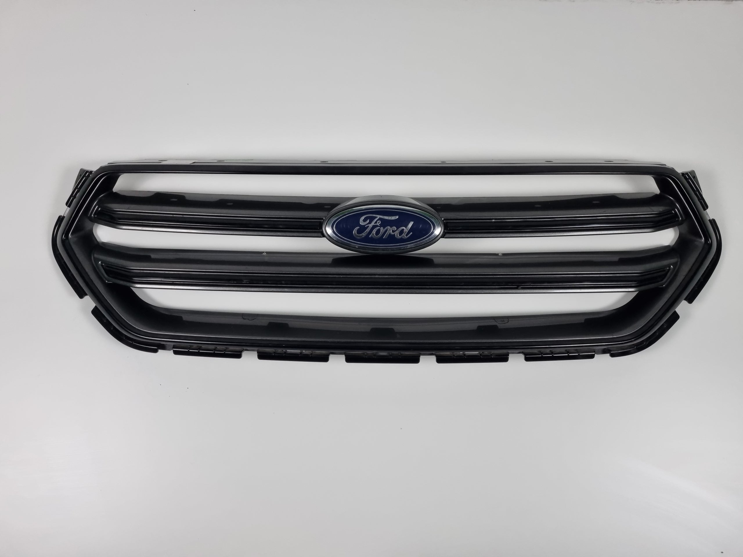  Kühlergrill Ford 2 KUGA I 1 4 FRONTGRILL GV448200D Kühlergitter product image