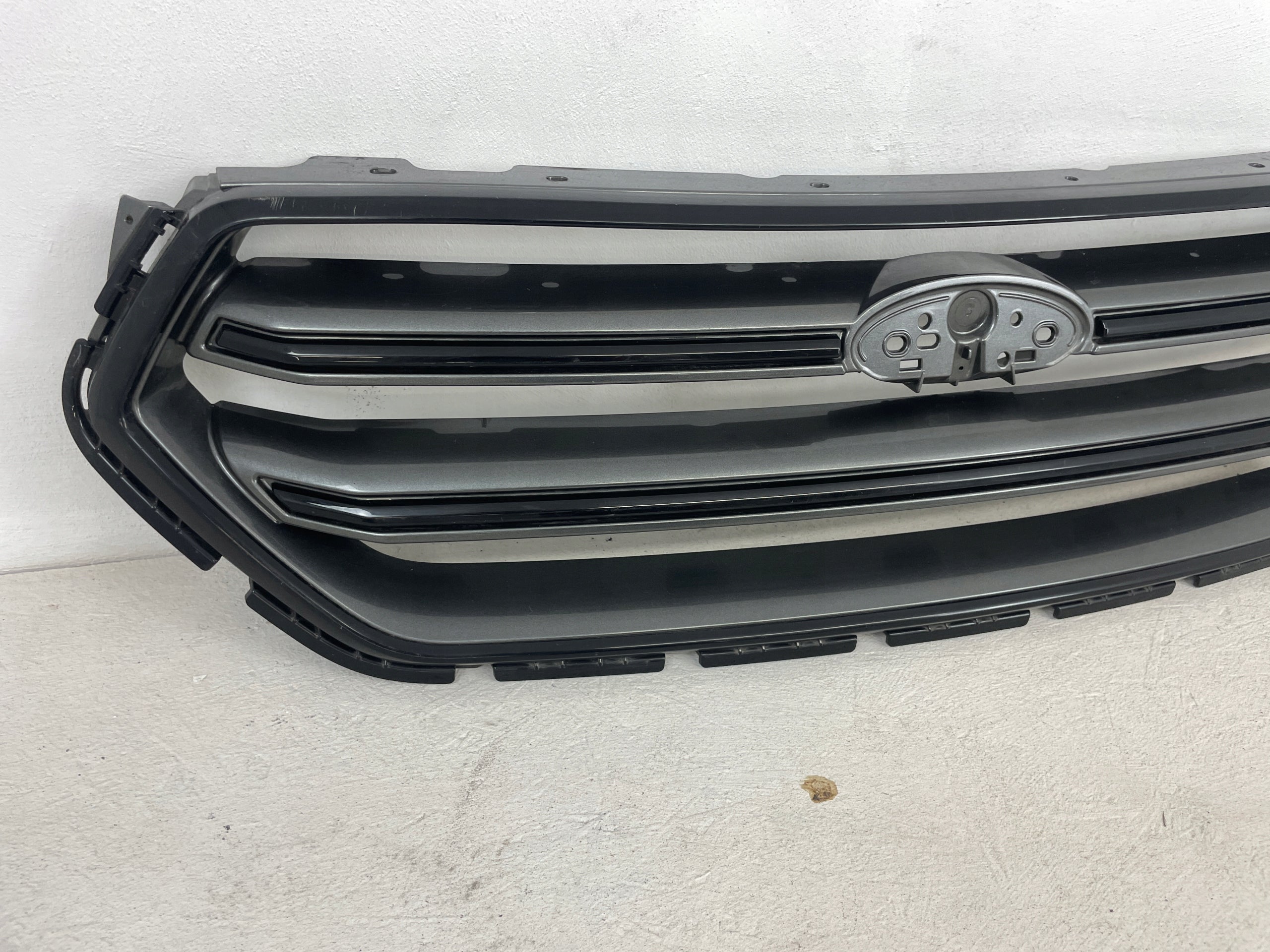 Kühlergrill Ford 2 KUGA I 1 4 FRONTGRILL GV448200BCWg Kühlergitter