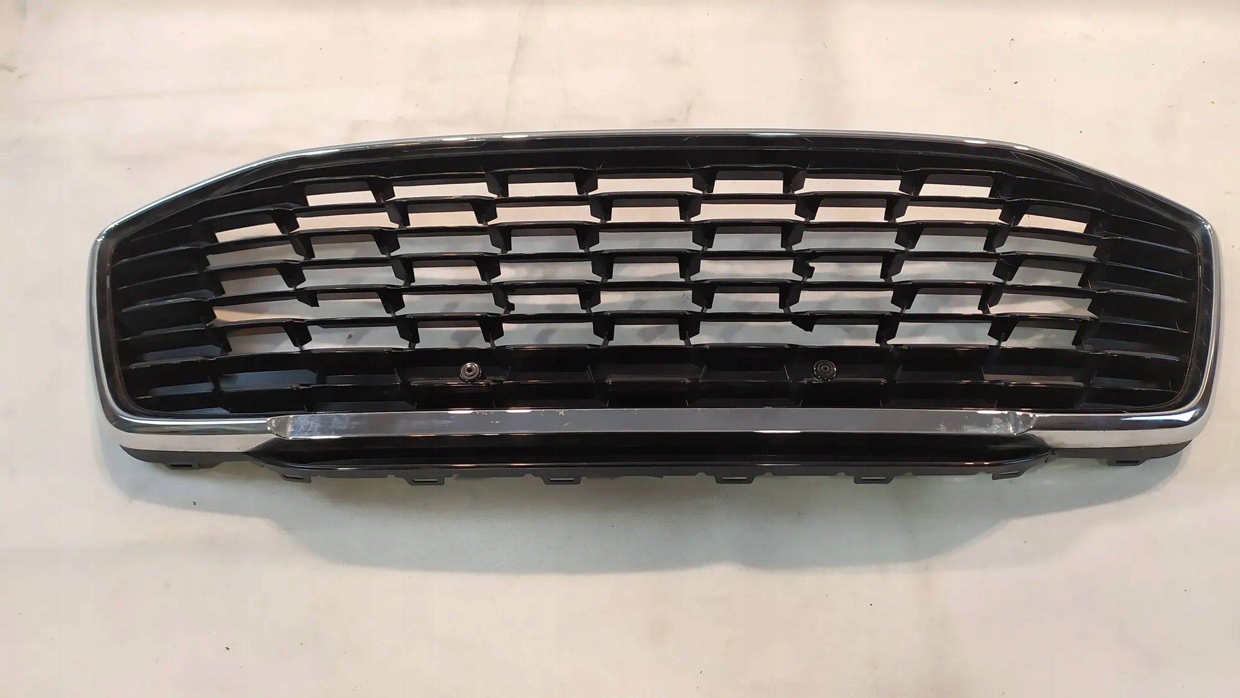 Kühlergrill Ford 2 II KUGA FRONTGRILL Kühlergitter