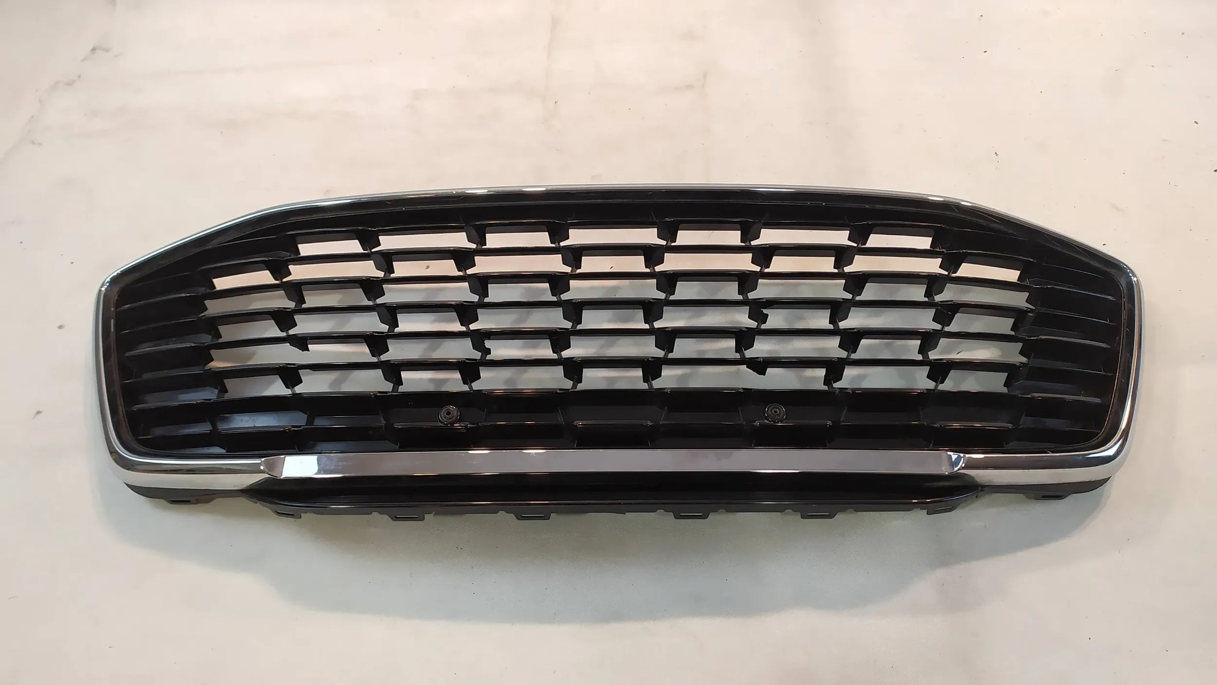 Kühlergrill Ford 2 II KUGA FRONTGRILL Kühlergitter