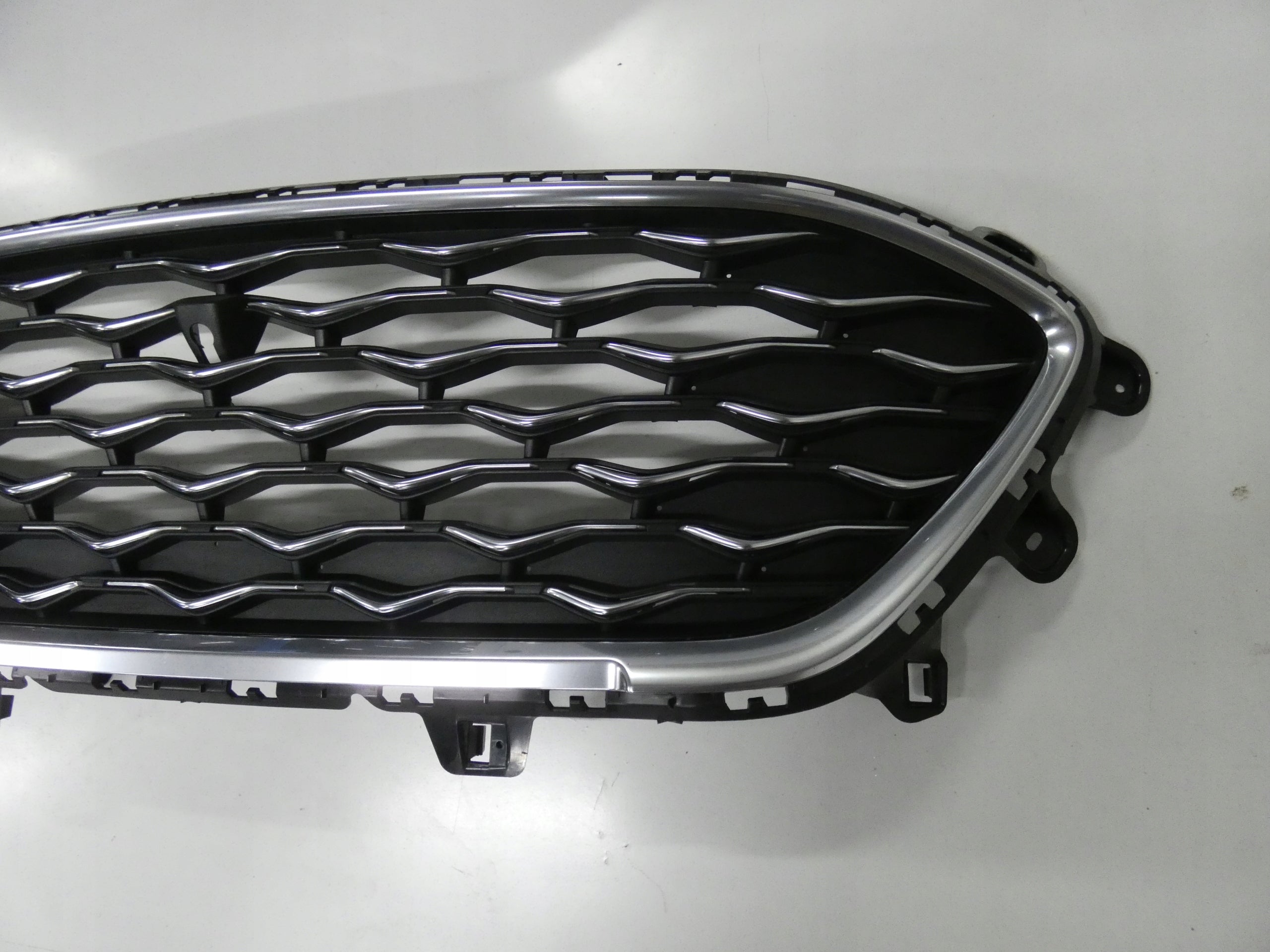 Kühlergrill Ford I 3 KUGA FRONTGRILL Kühlergitter