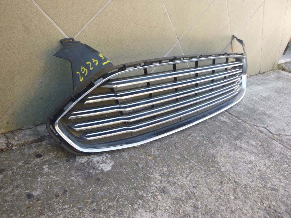 Kühlergrill Ford 3 I 1 MONDEO MK5 FRONTGRILL DS738150DS73 Kühlergitter