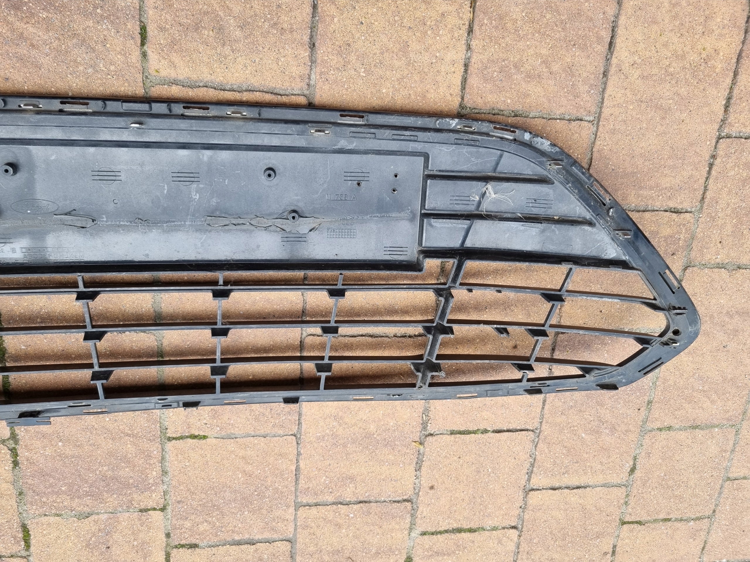 Kühlergrill Ford 4 I MONDEO 1 FRONTGRILL BS7117B968B Kühlergitter