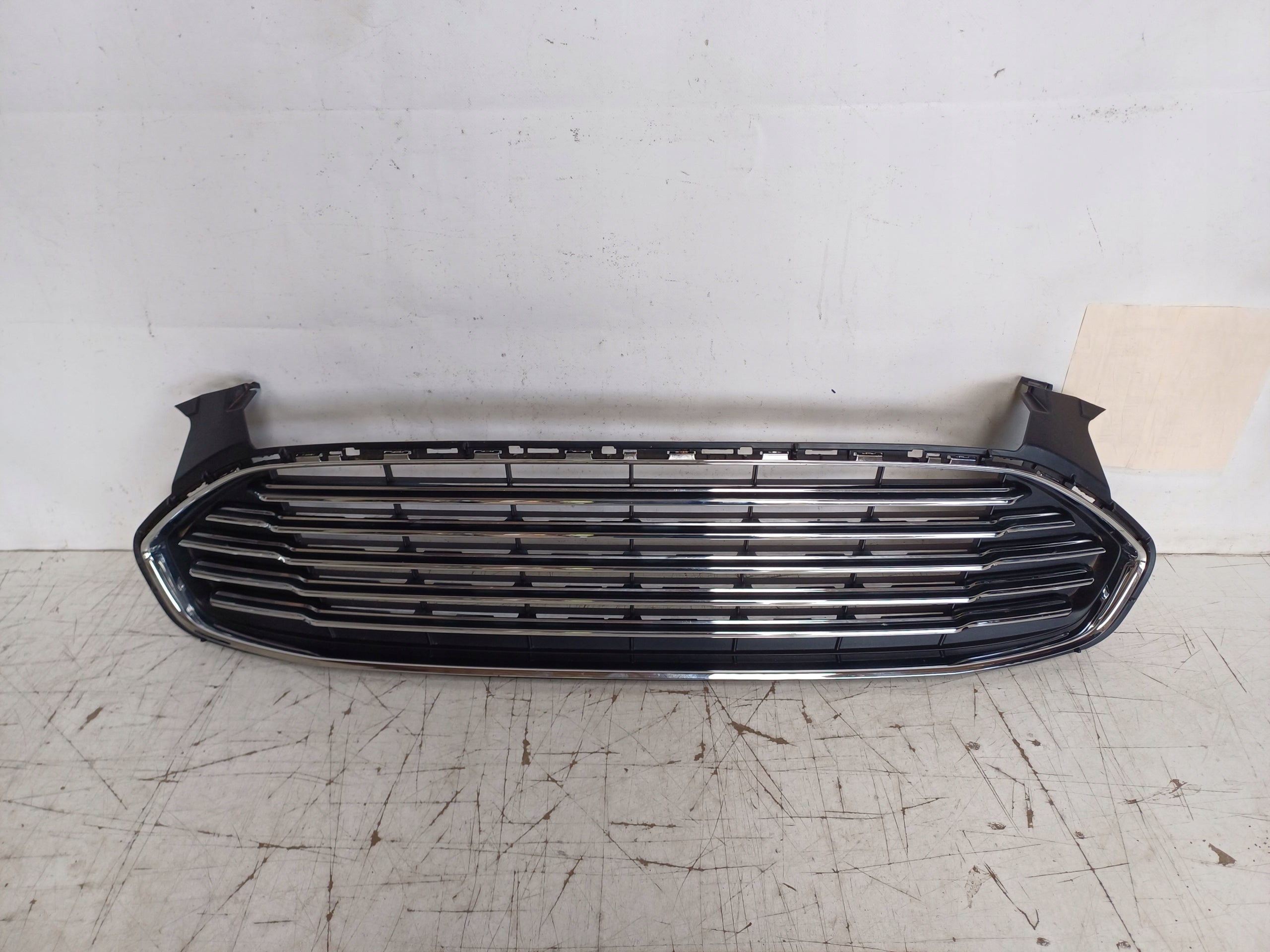 Kühlergrill Ford MK5 2 MONDEO 1 I 3 FRONTGRILL DS738150JW Kühlergitter