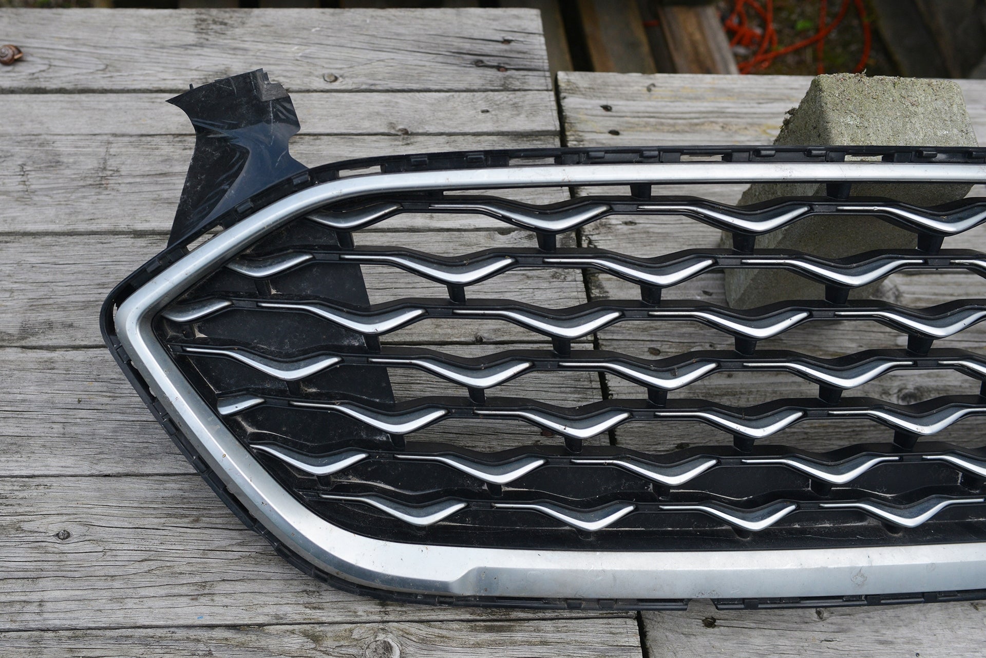 Kühlergrill Ford I 2 MONDEO FRONTGRILL JS7B8200Vatr Kühlergitter