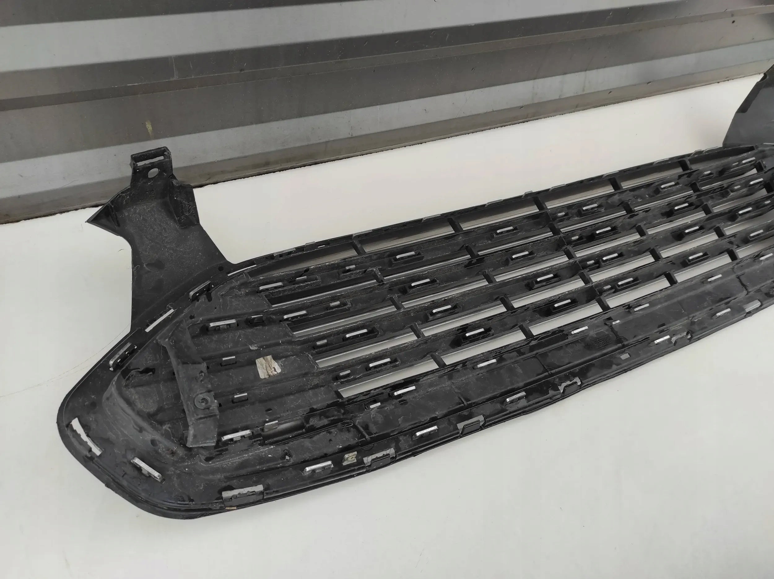 Kühlergrill Ford MONDEO I MK5 FRONTGRILL DS738150JW Kühlergitter