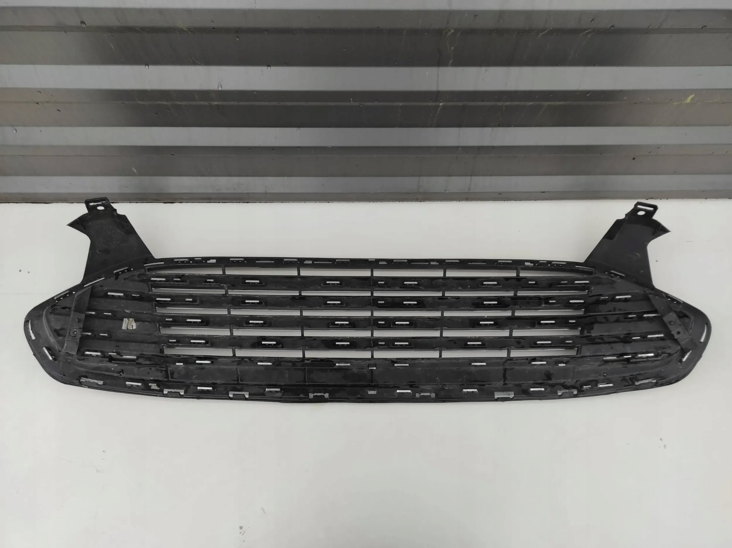 Kühlergrill Ford MONDEO I MK5 FRONTGRILL DS738150JW Kühlergitter