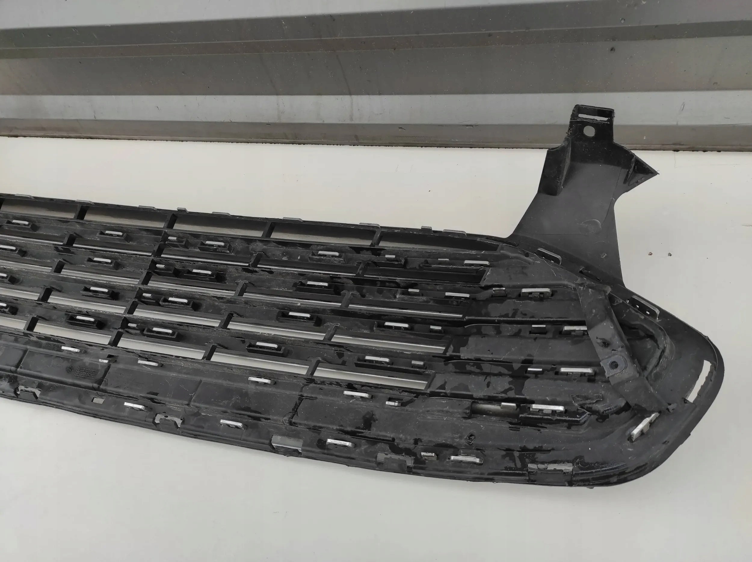 Kühlergrill Ford MONDEO I MK5 FRONTGRILL DS738150JW Kühlergitter