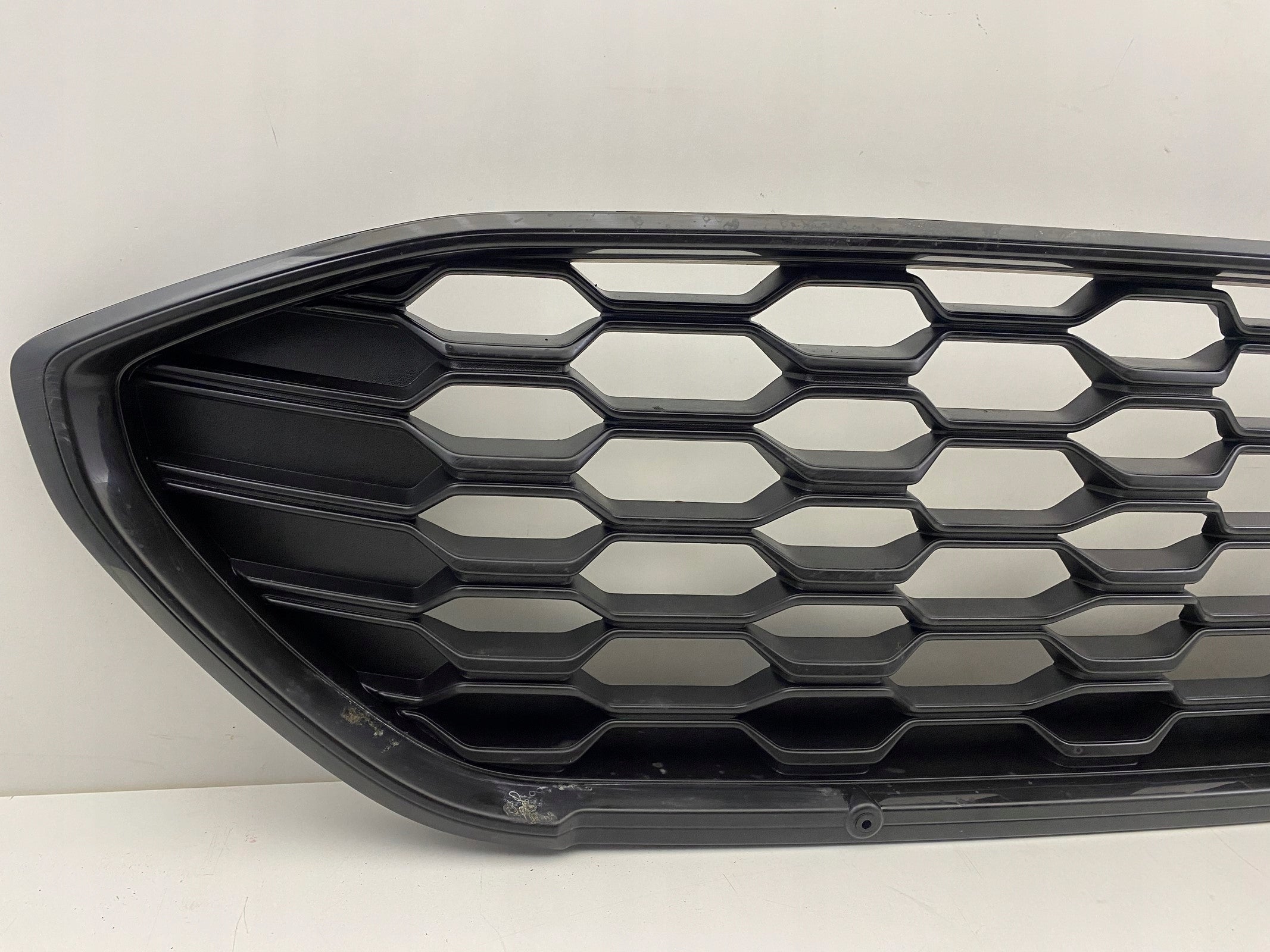 Kühlergrill Ford I 2 1 PUMA FRONTGRILL L1TB8200C Kühlergitter