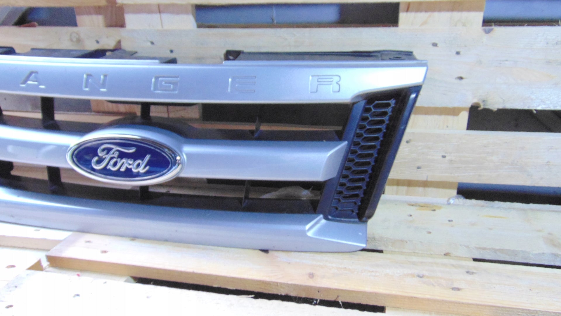 Kühlergrill Ford RANGER I 1 2 FRONTGRILL Kühlergitter