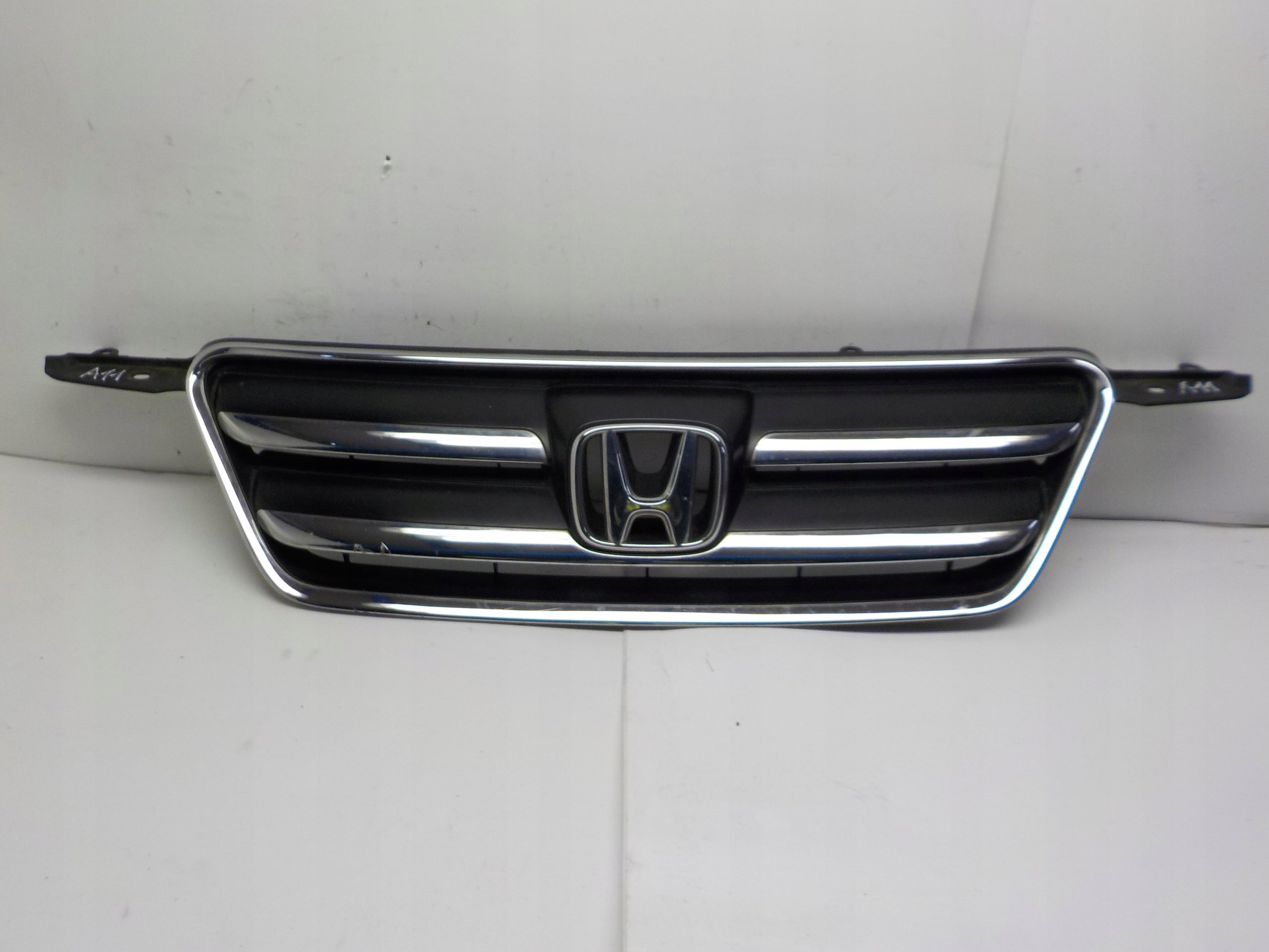 Kühlergrill Honda CRV II FRONTGRILL 71121SCAA010M Kühlergitter