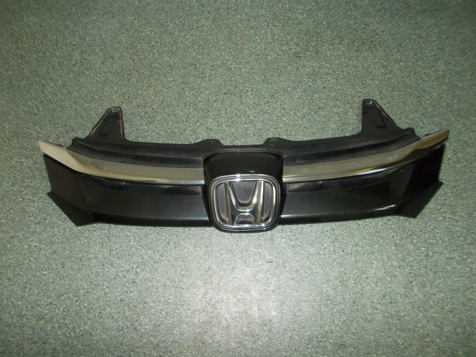 Radiator grille Honda CRV IV FRONT GRILL Radiator grille 