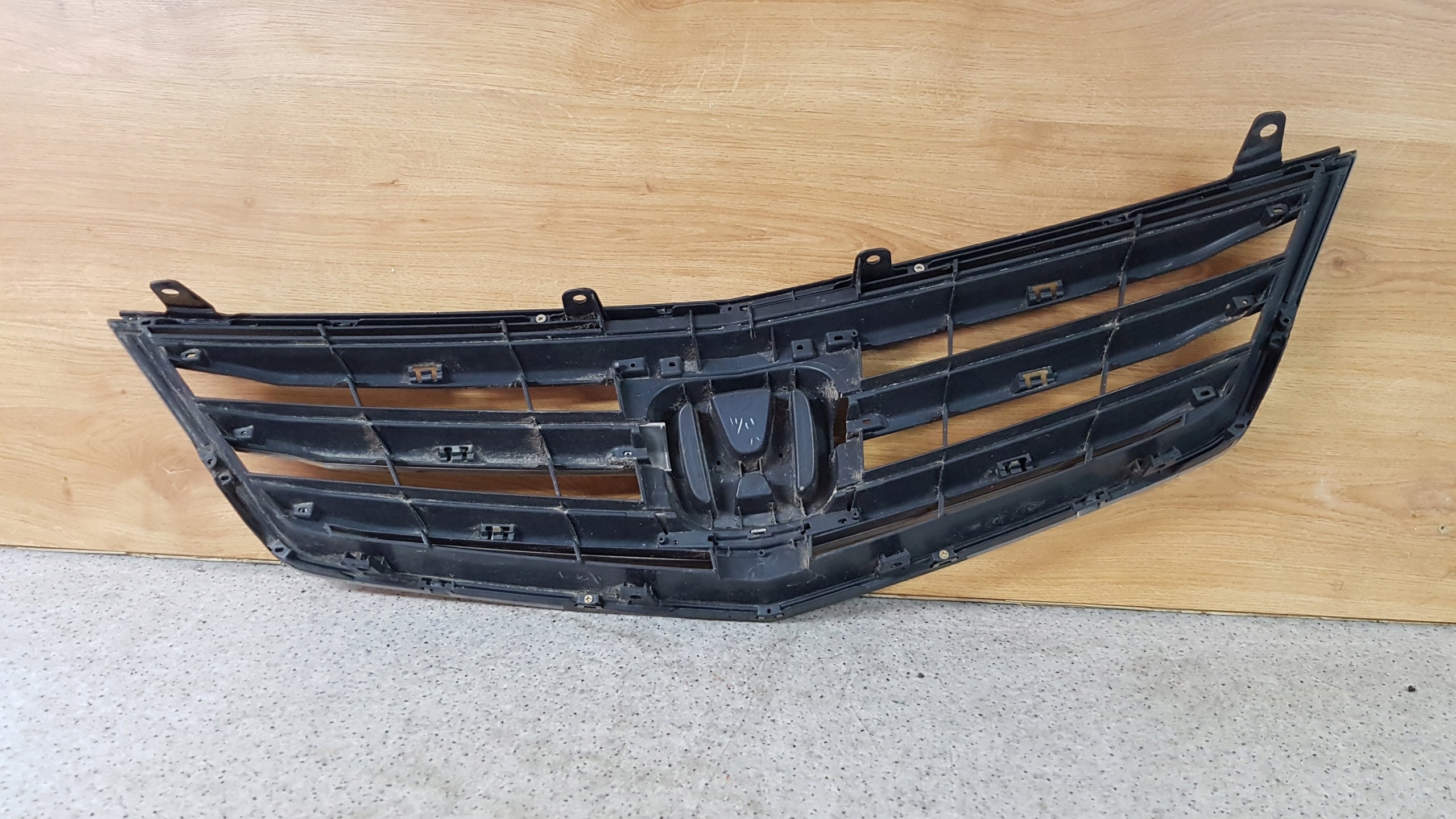 Kühlergrill Honda ACCORD FRONTGRILL 71121TL0G0271 Kühlergitter