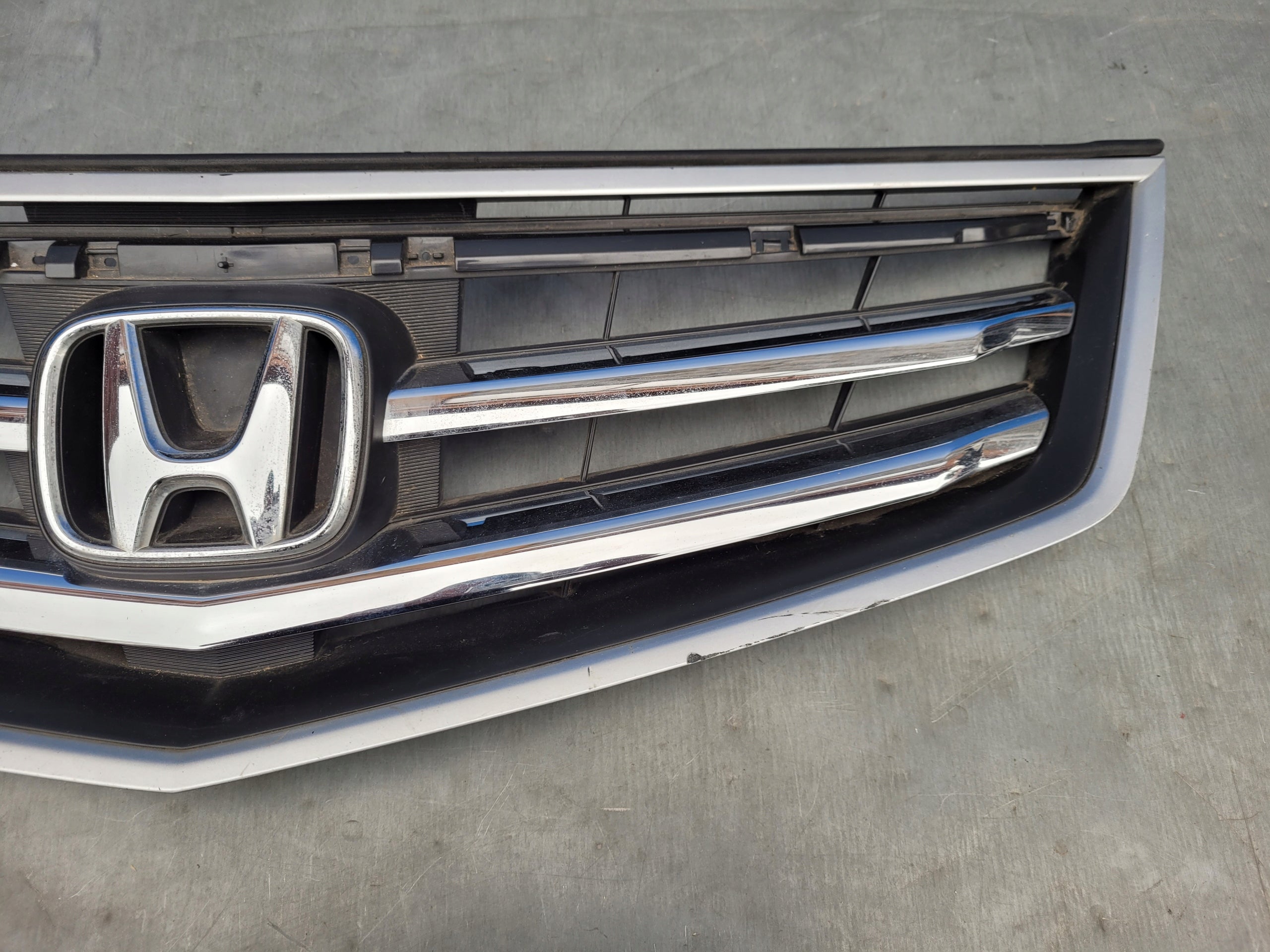 Kühlergrill Honda ACCORD FRONTGRILL Kühlergitter