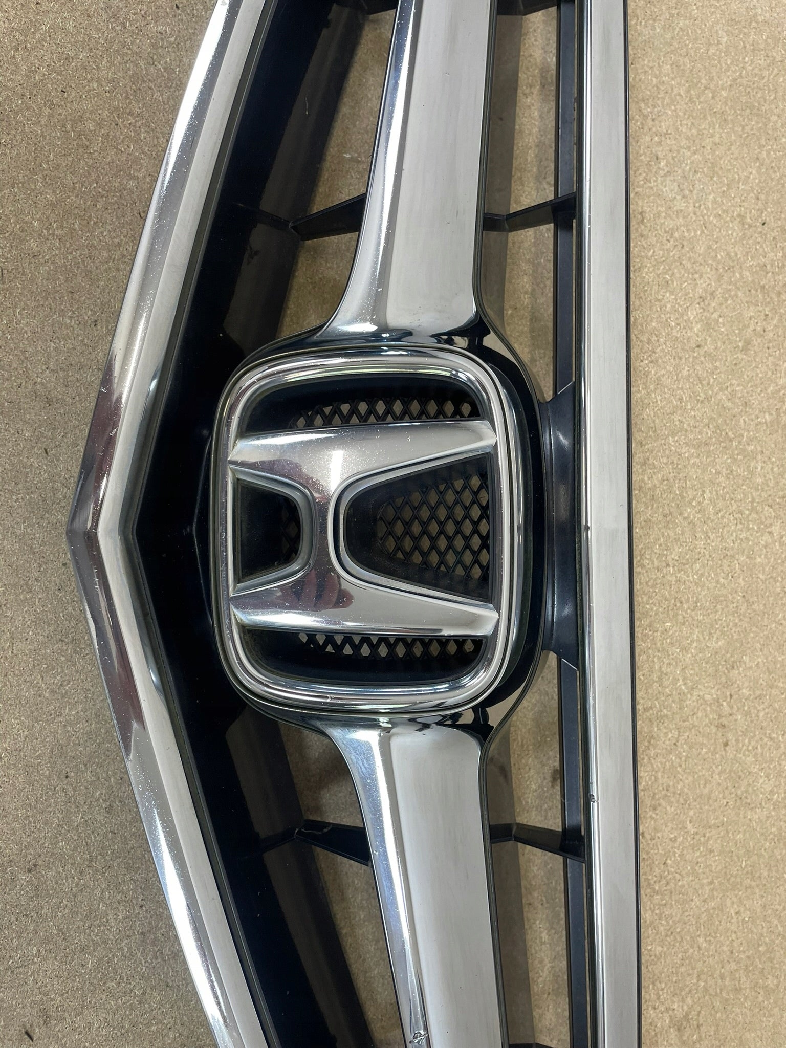 Kühlergrill Honda ACCORD FRONTGRILL Kühlergitter