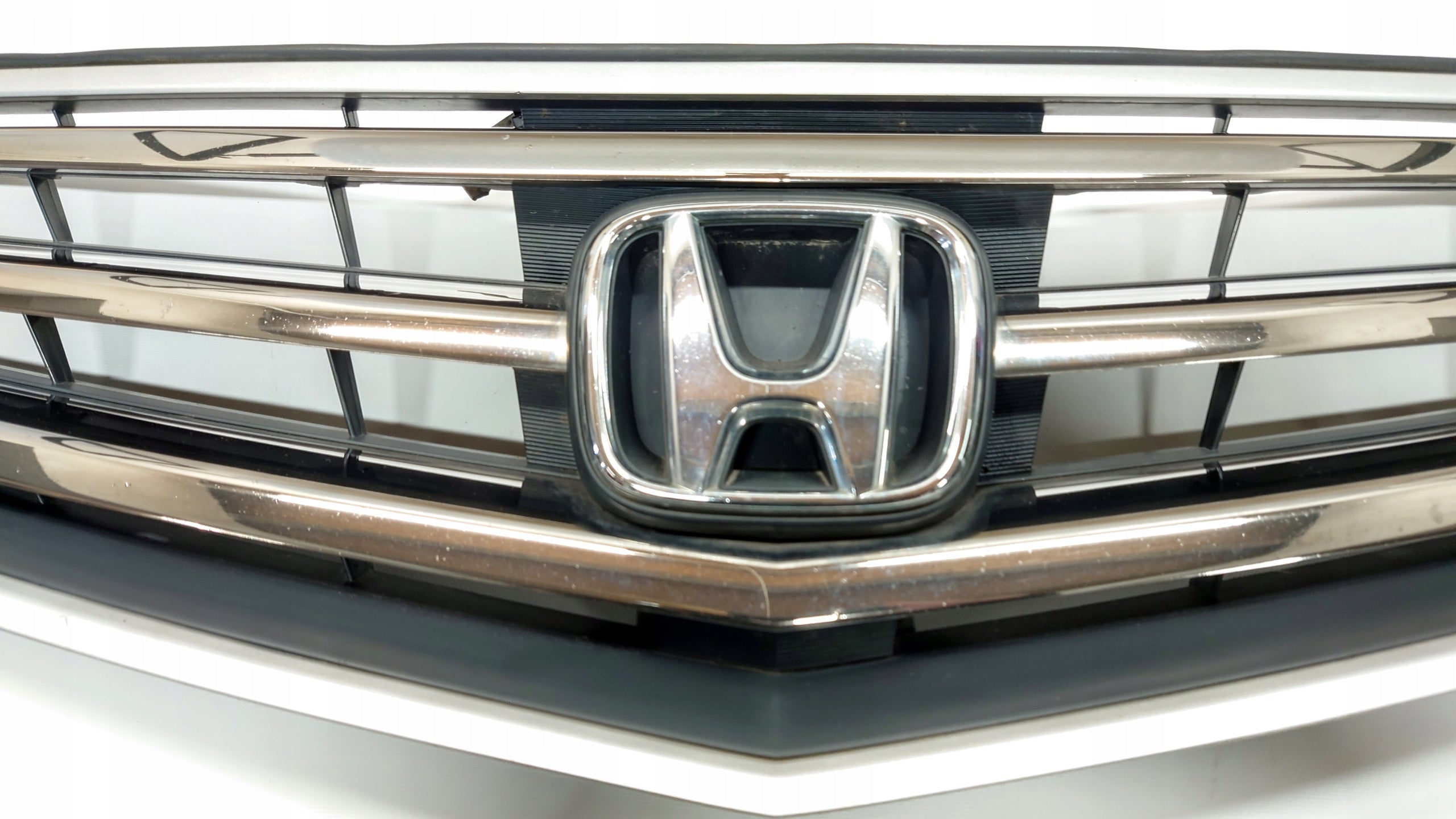 Kühlergrill Honda ACCORD FRONTGRILL Kühlergitter