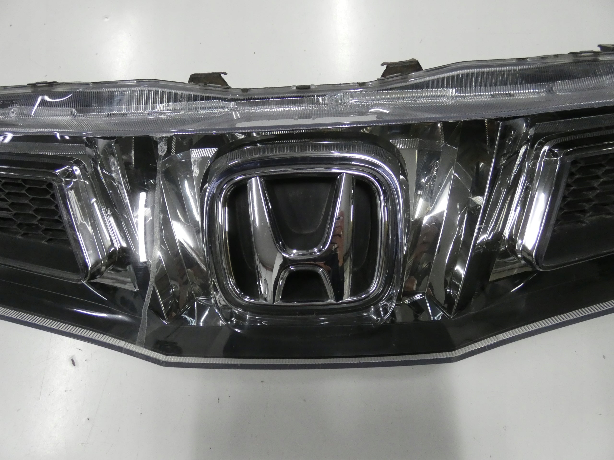 Kühlergrill Honda CIVIC VIII 8 FRONTGRILL Kühlergitter