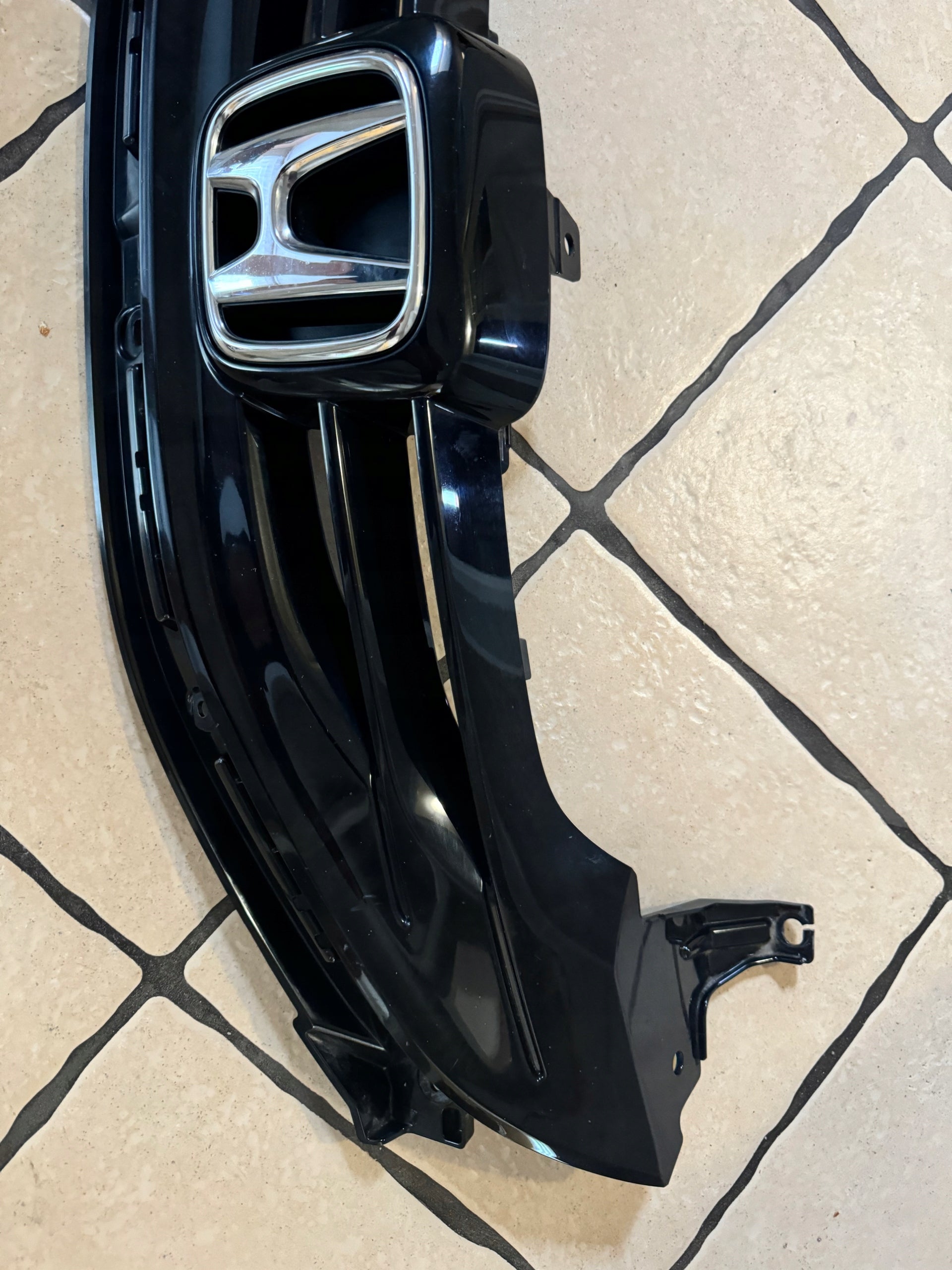 Kühlergrill Honda CIVIC IX FRONTGRILL Kühlergitter