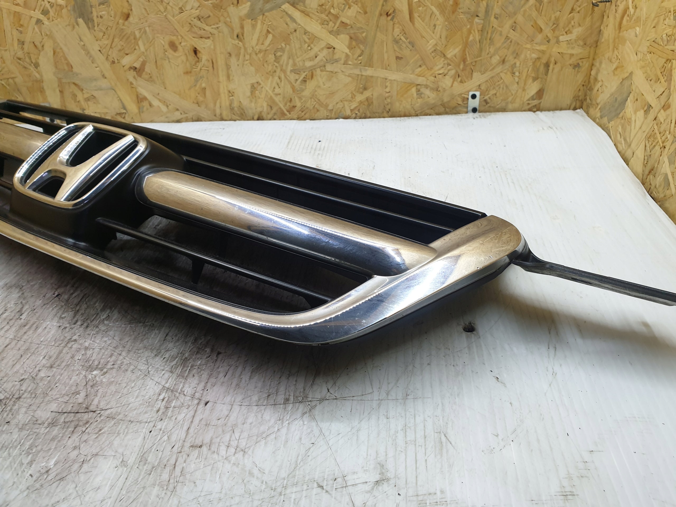 Kühlergrill Honda E CIVIC IX CRV FRONTGRILL Kühlergitter