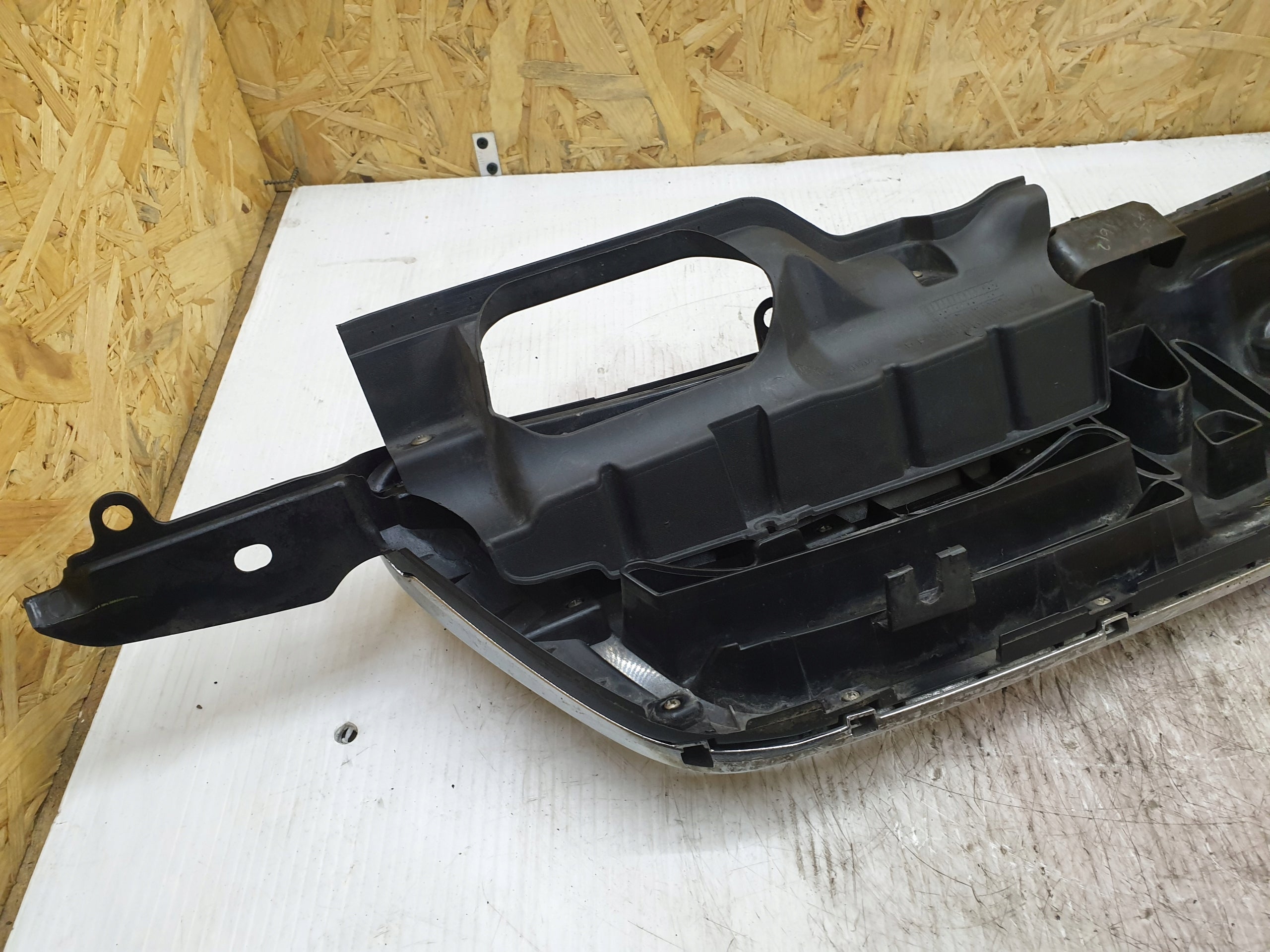 Kühlergrill Honda E CIVIC IX CRV FRONTGRILL Kühlergitter