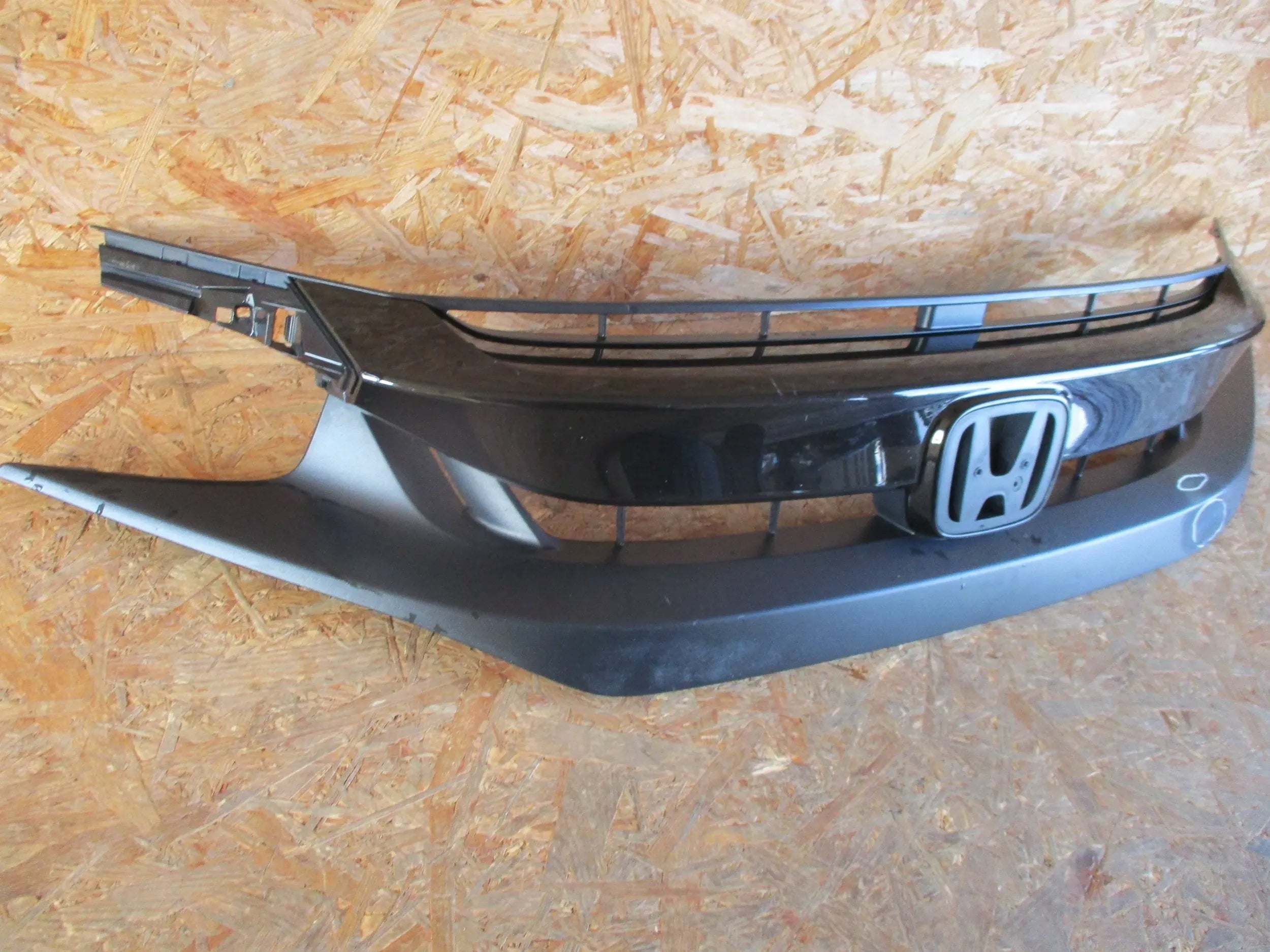 Kühlergrill Honda E CIVIC X FRONTGRILL 71121TBAA51M1 Kühlergitter