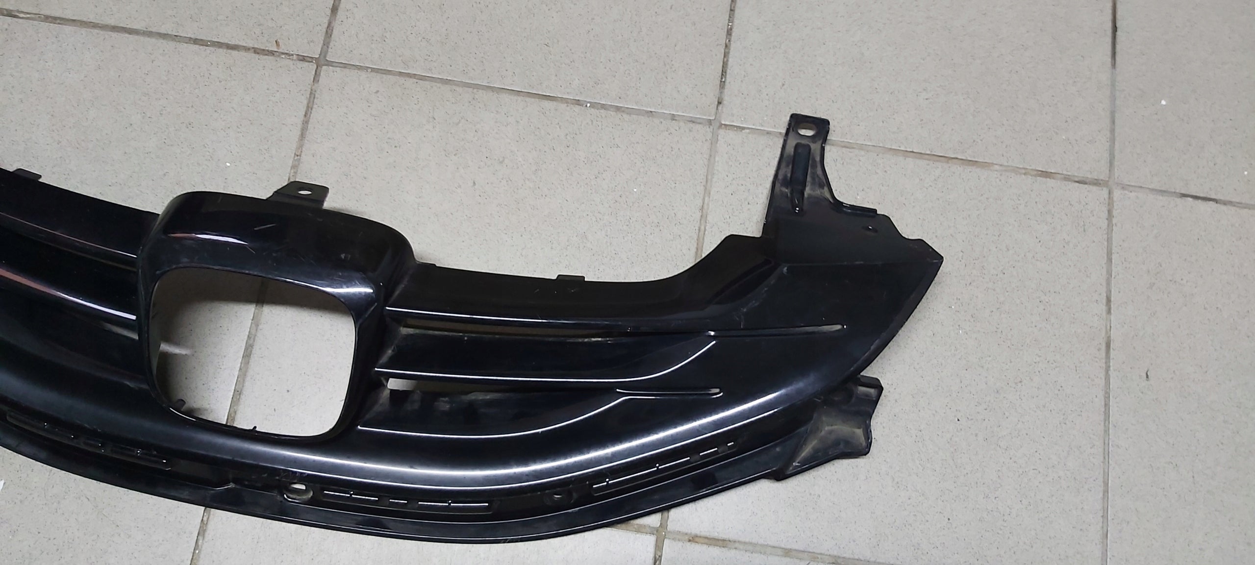 Kühlergrill Honda E CIVIC IX FRONTGRILL 71121TV0E010M Kühlergitter