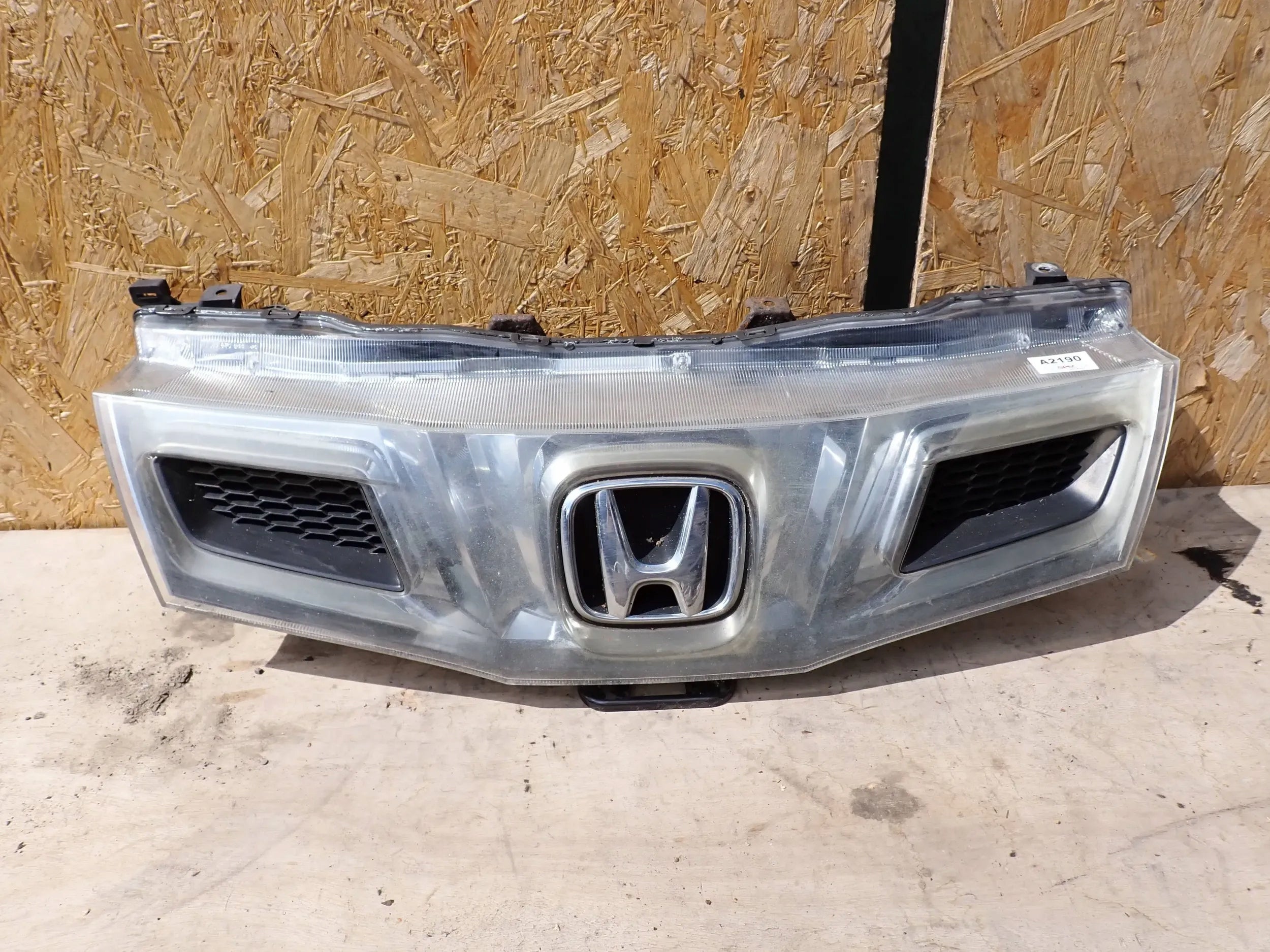 Kühlergrill Honda CIVIC VIII E FRONTGRILL 71120SMGE613M Kühlergitter