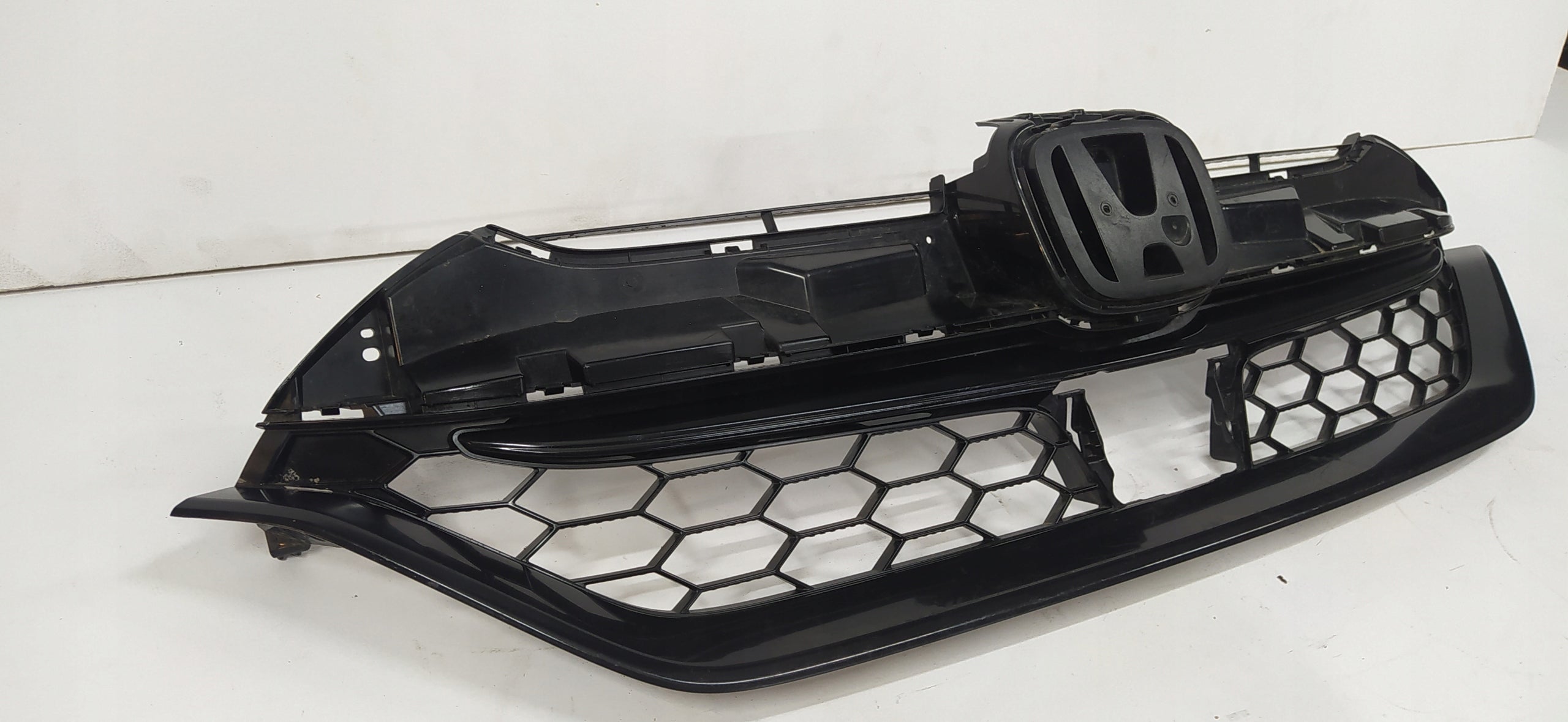 Kühlergrill Honda CRV FRONTGRILL 71121TNYG1711 Kühlergitter