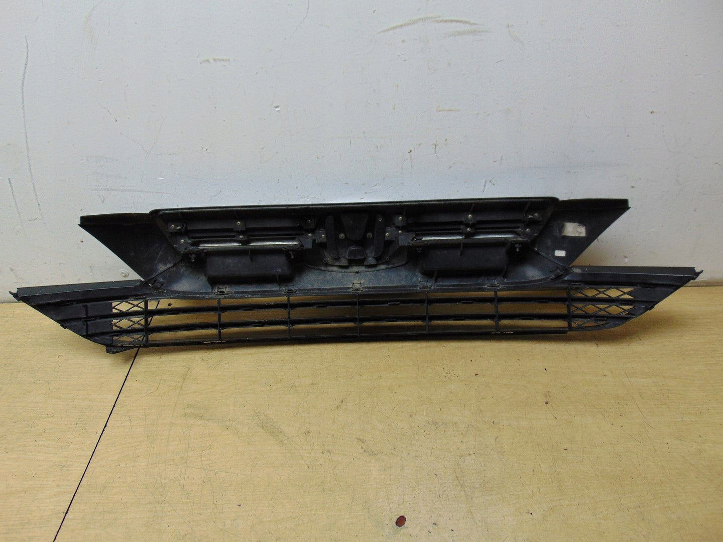 Kühlergrill Honda E CRV 2 V CRV CRV III FRONTGRILL 71121SWWG0711 Kühlergitter