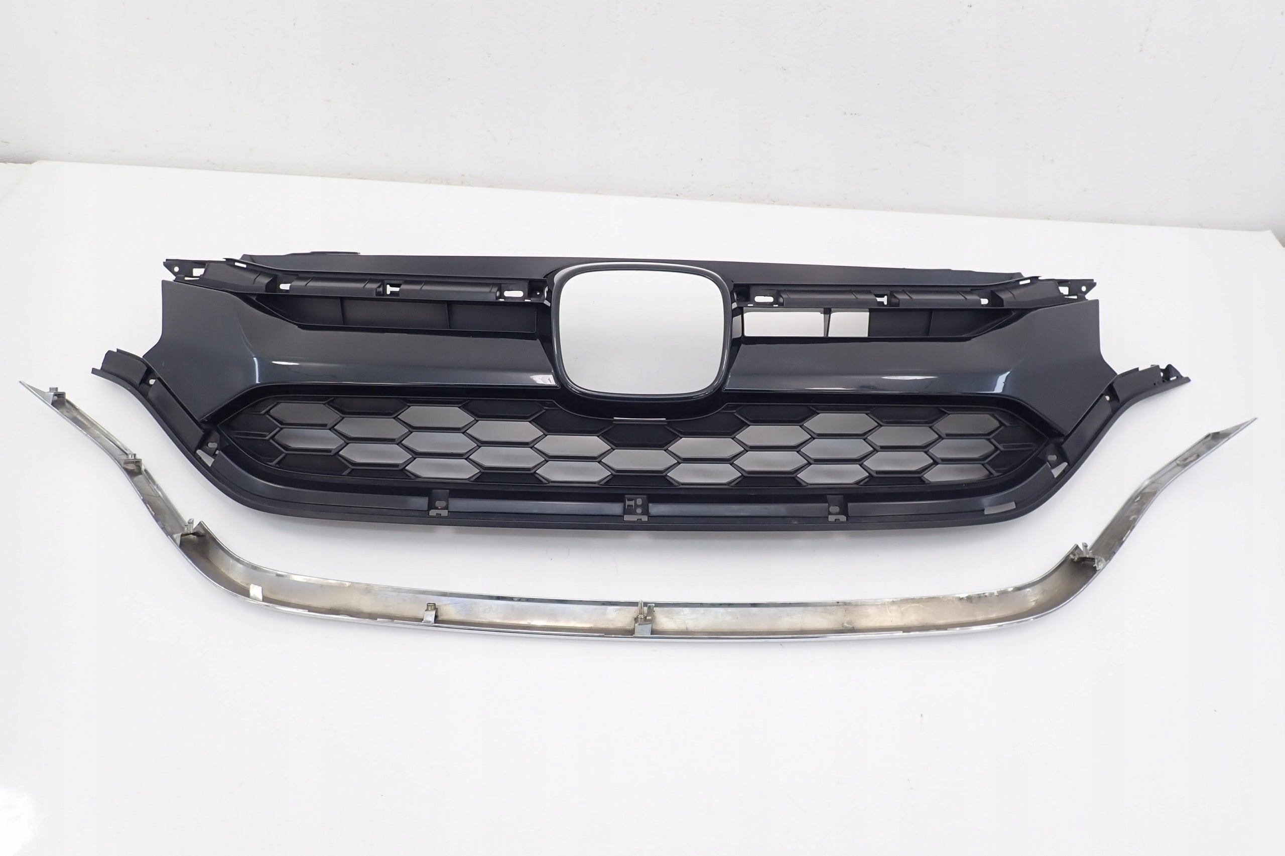 Kühlergrill Honda E CRV FRONTGRILL 71120T1VE0107 Kühlergitter