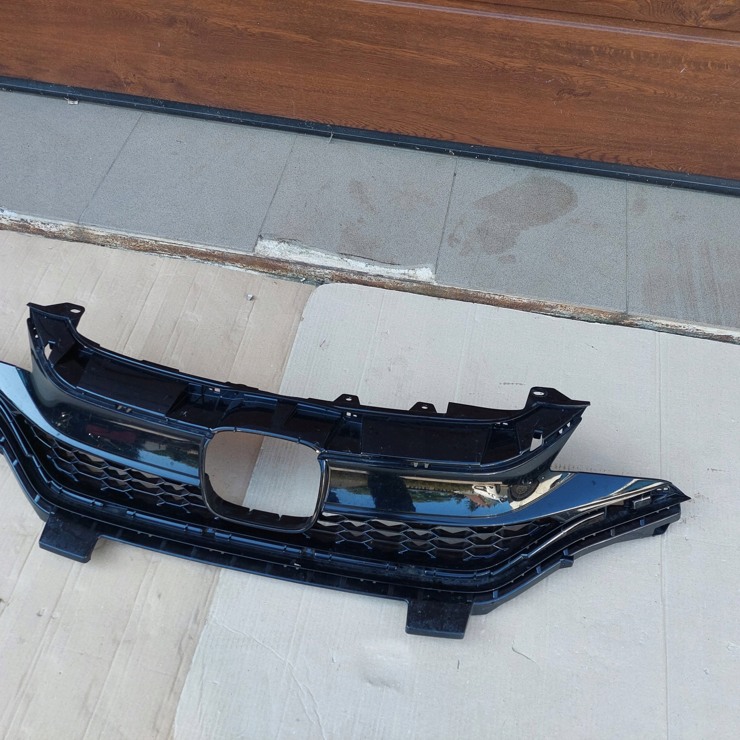 Kühlergrill Honda E JAZZ FRONTGRILL 71121TARG5071 Kühlergitter