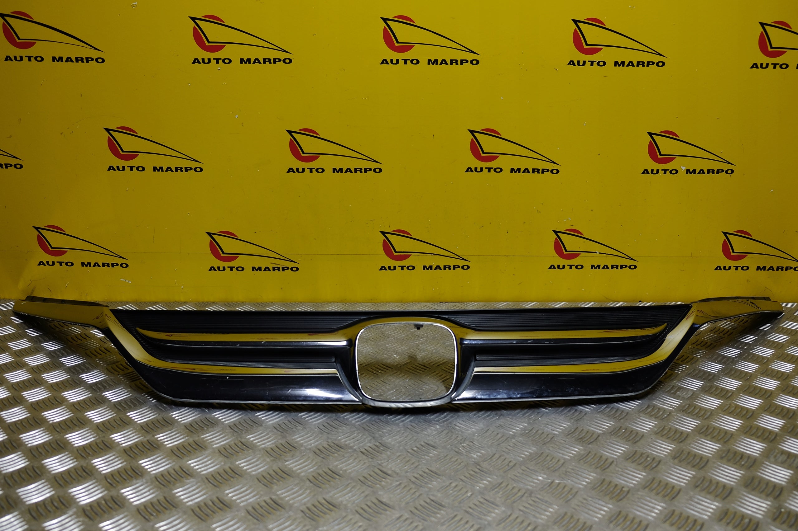 Kühlergrill Honda ODYSSEY FRONTGRILL 71121THRAAO Kühlergitter