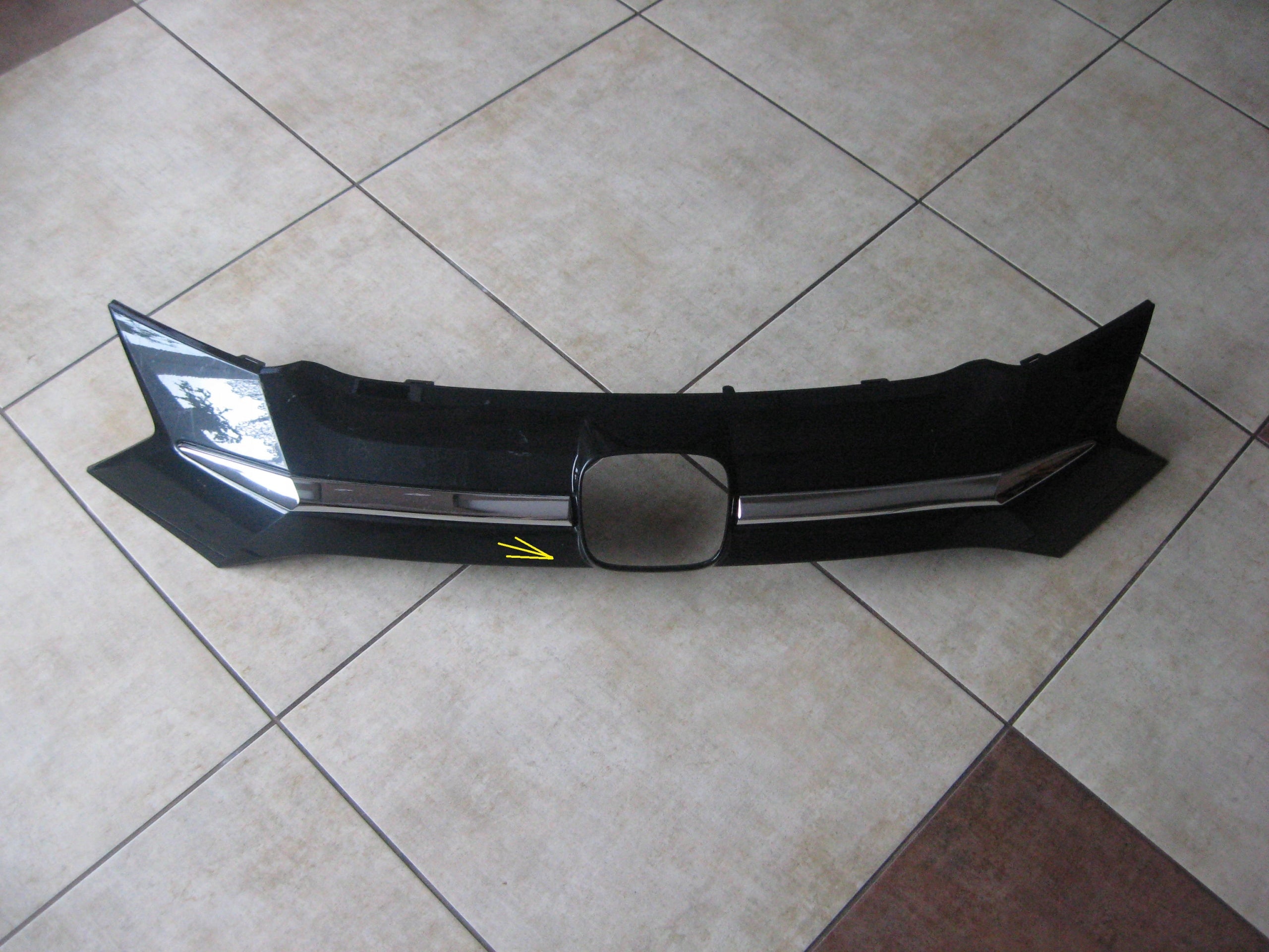 Kühlergrill Honda HRV II FRONTGRILL Kühlergitter